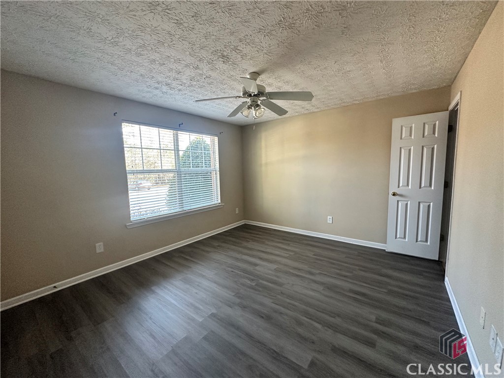 241 S Irwin Street 60