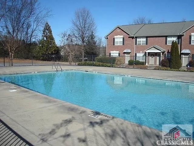 460 Barnett Shoals Road 3E