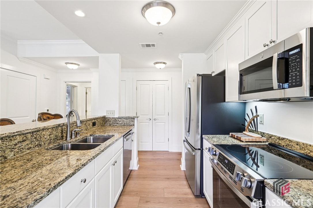 1010 Creekside A