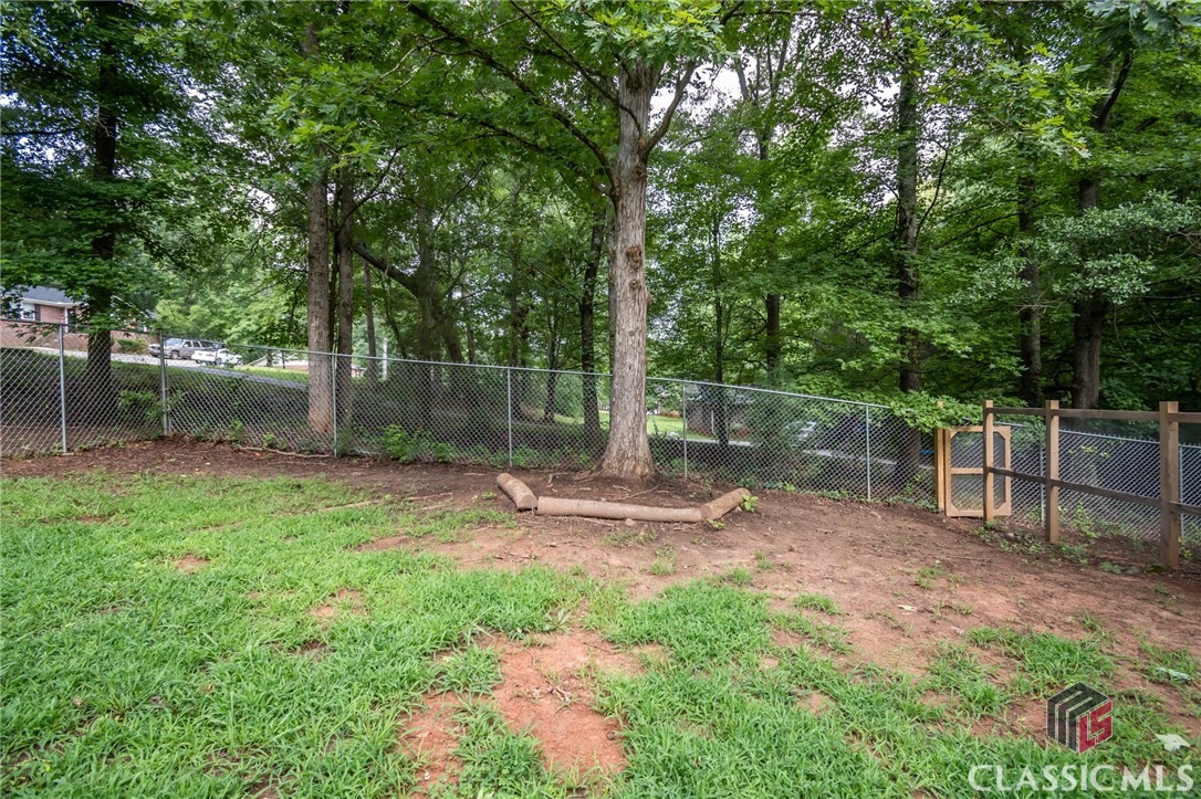 210 Big Oak Circle