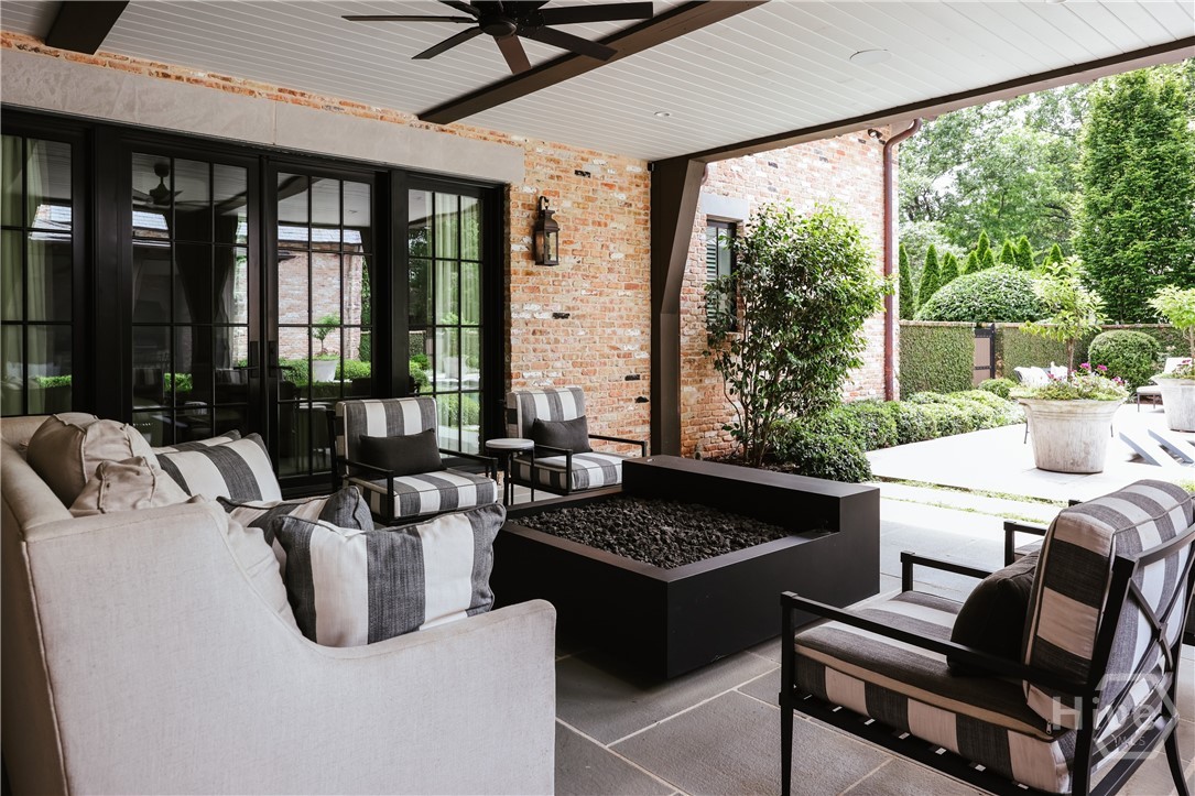 1070 Milledge Avenue