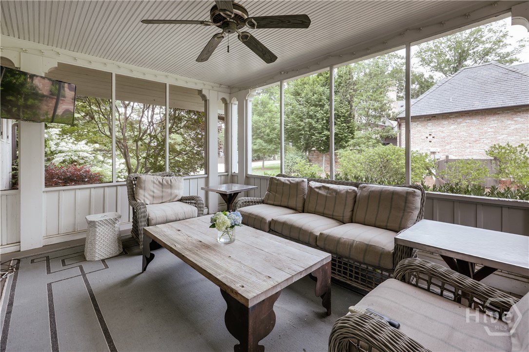 1070 Milledge Avenue