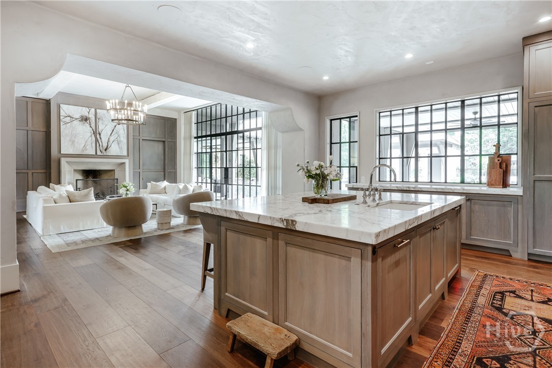 1070 Milledge Avenue