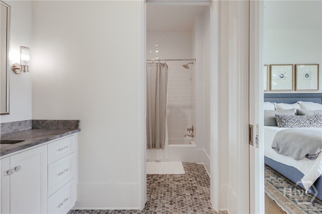 1070 Milledge Avenue