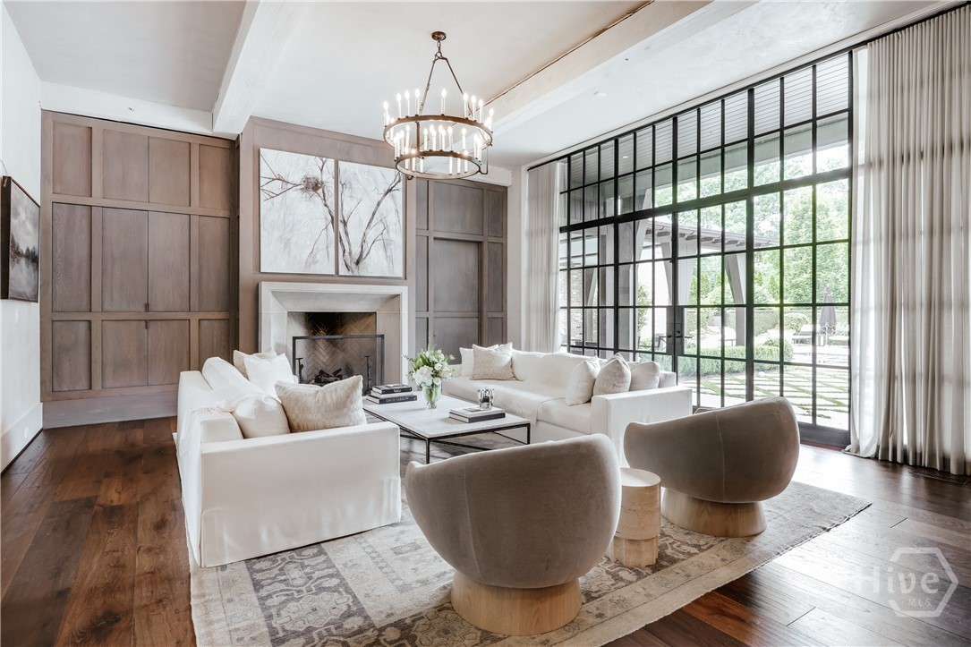 1070 Milledge Avenue