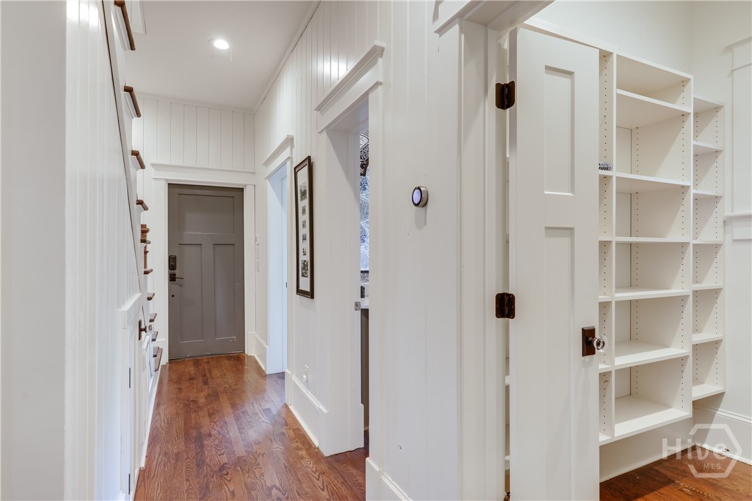 1070 Milledge Avenue