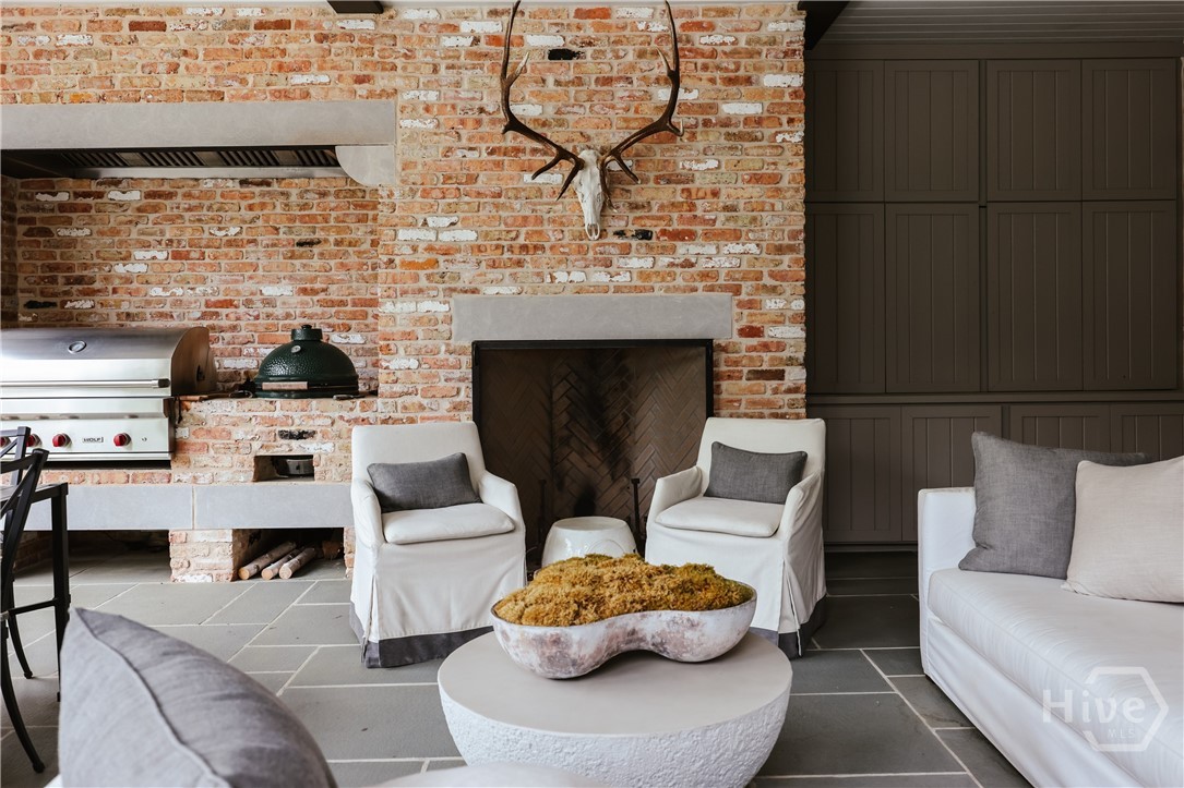 1070 Milledge Avenue