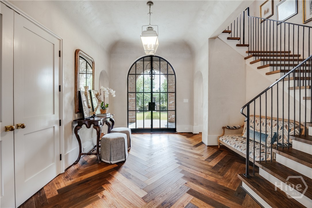 1070 Milledge Avenue