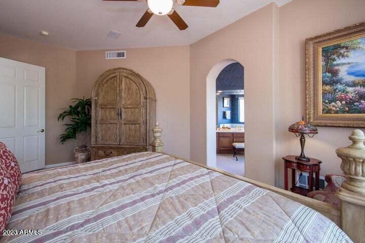 20802 N Grayhawk Drive Unit: 1156