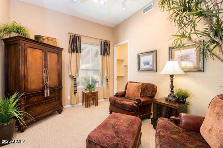 20802 N Grayhawk Drive Unit: 1156