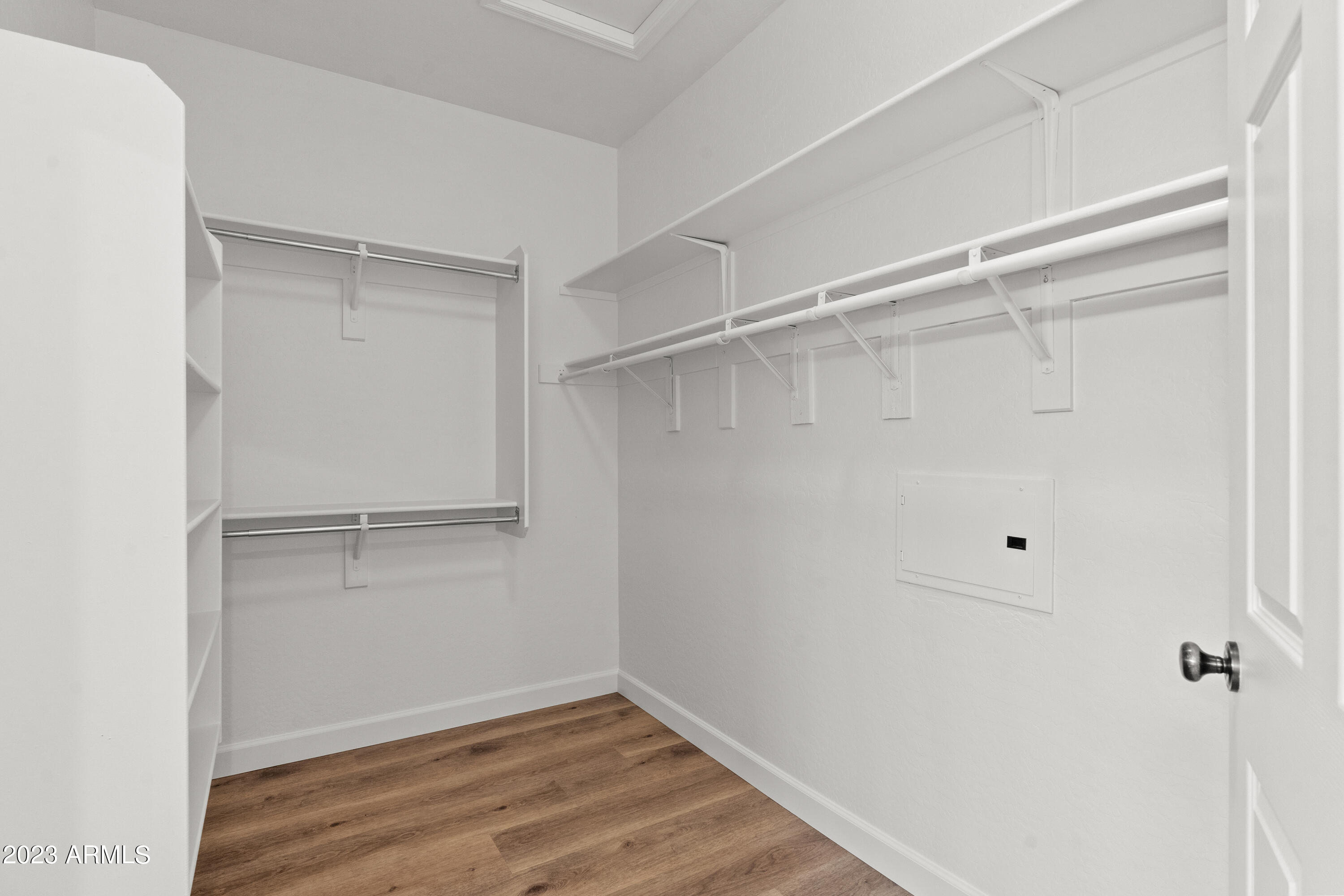 19700 N 76TH Street Unit: 2169