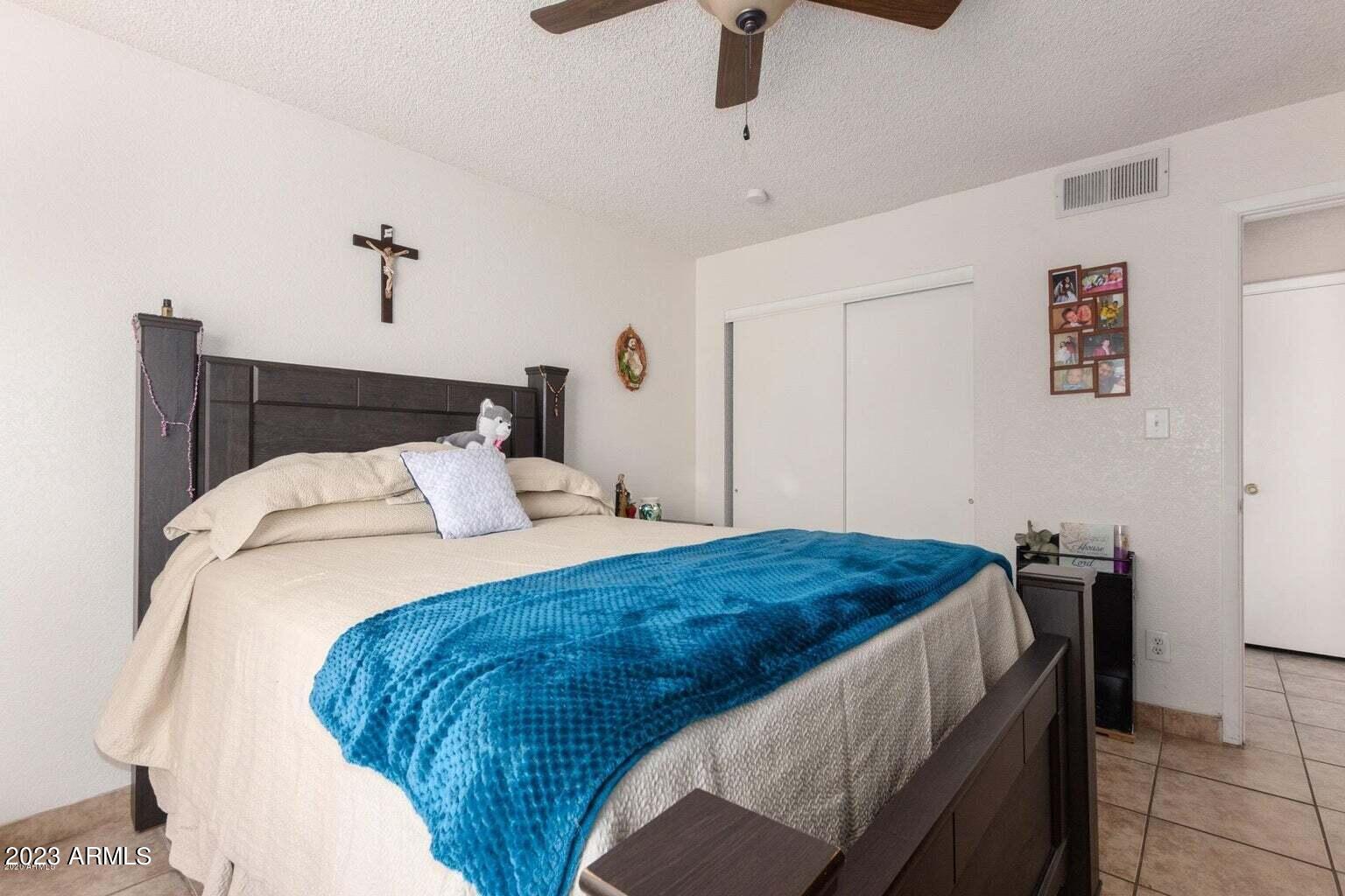 4730 W NORTHERN Avenue, 1143