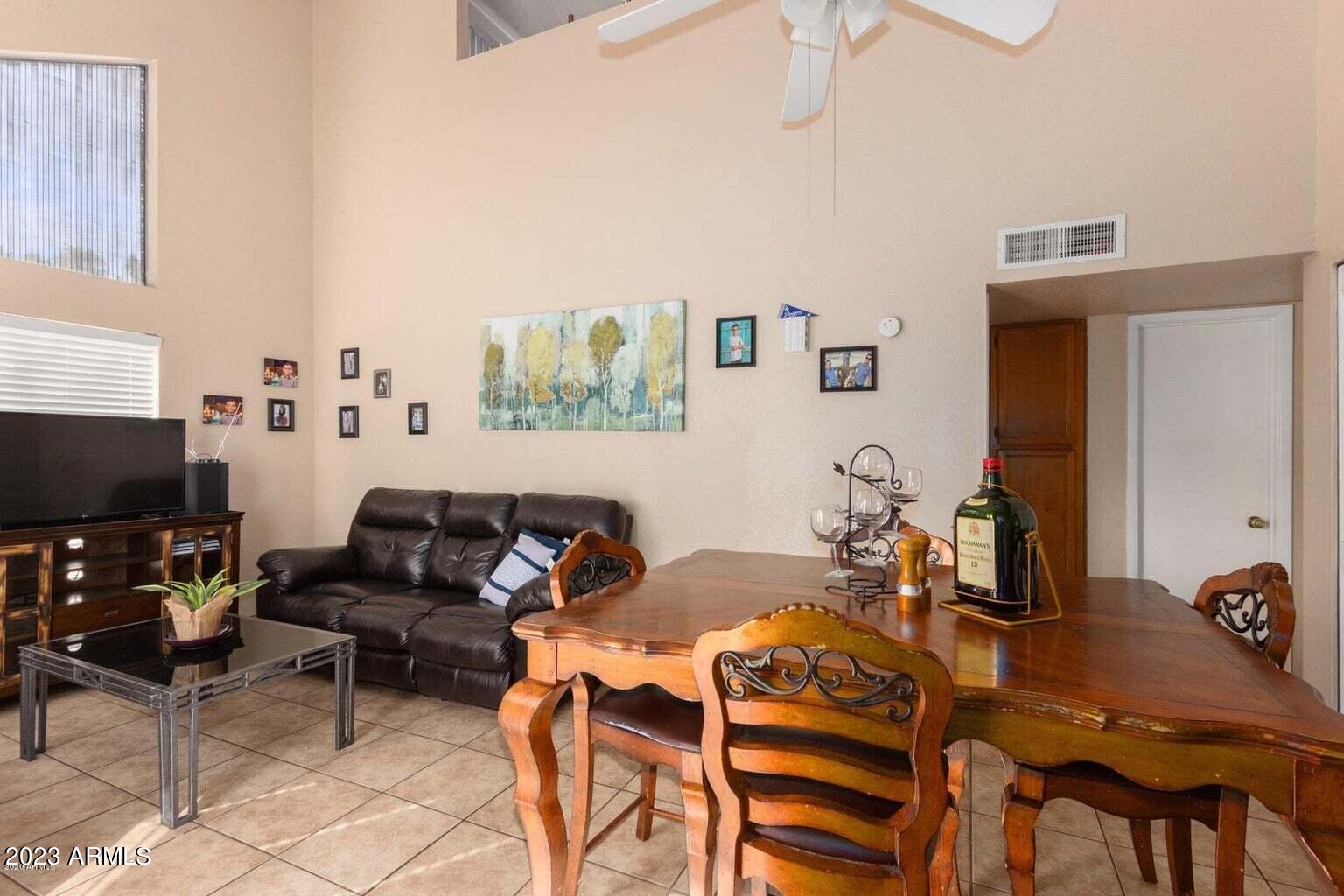 4730 W NORTHERN Avenue, 1143