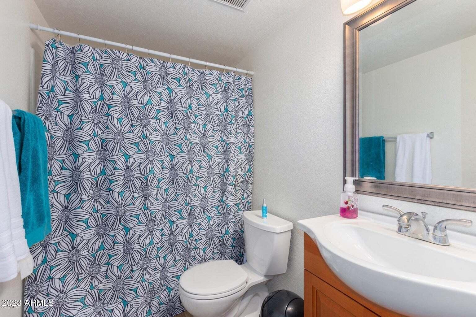 4730 W NORTHERN Avenue, 1143