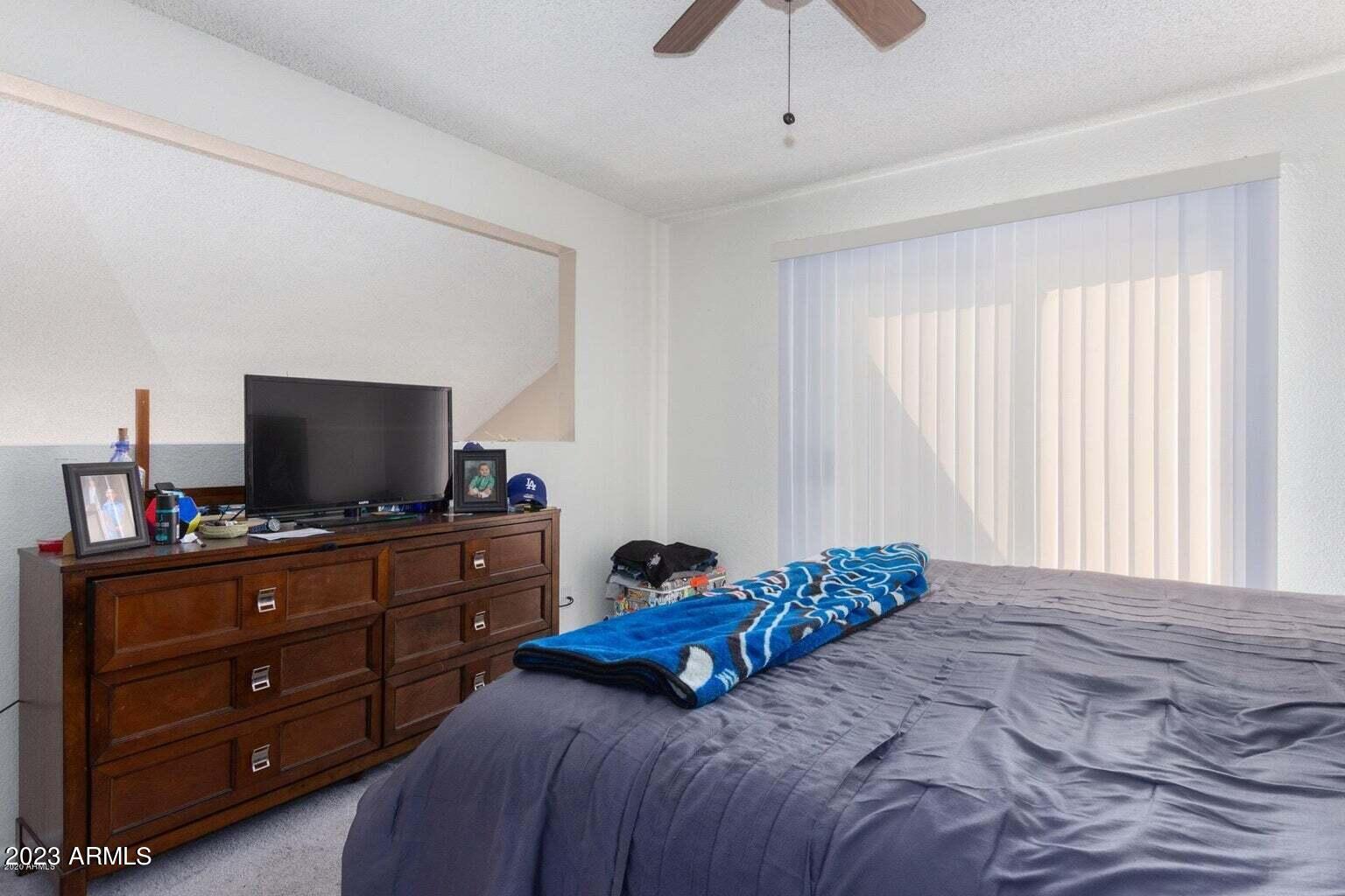 4730 W NORTHERN Avenue, 1143