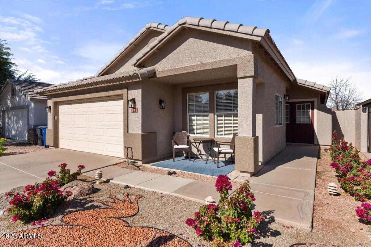 1328 E BINNER Drive