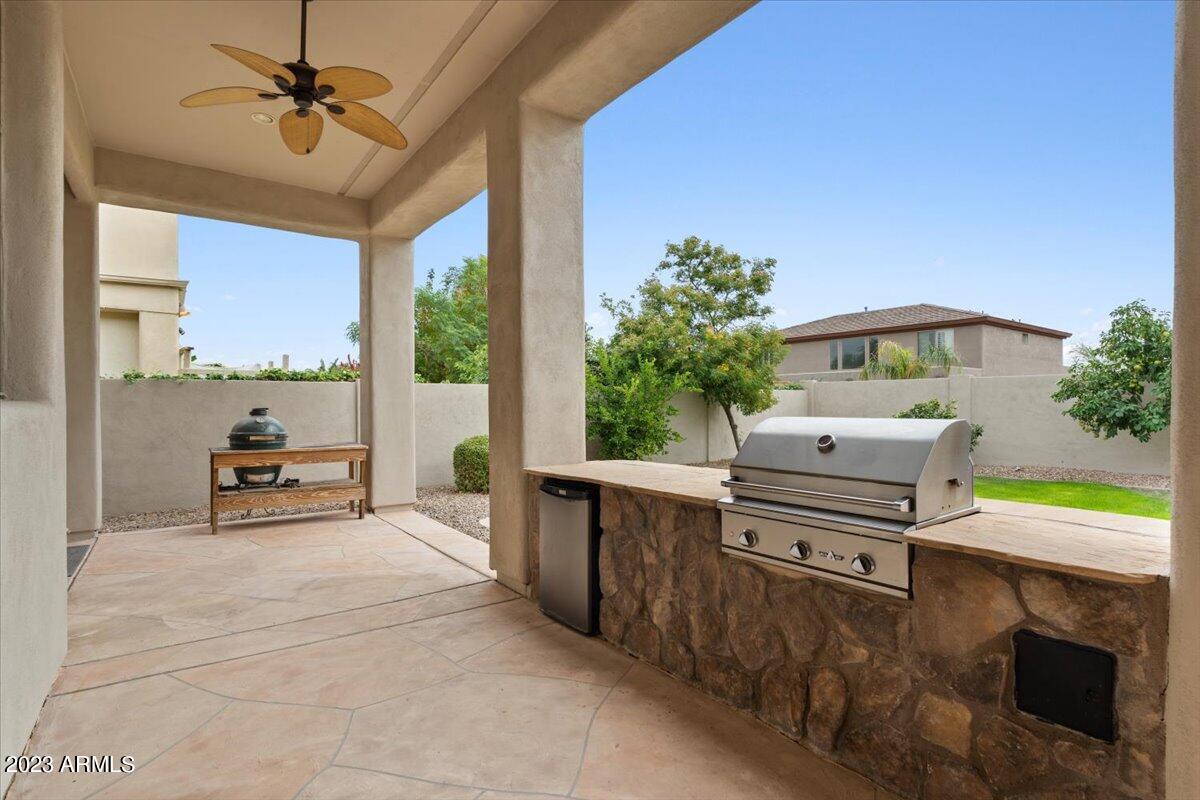 2309 E DRY WOOD Road