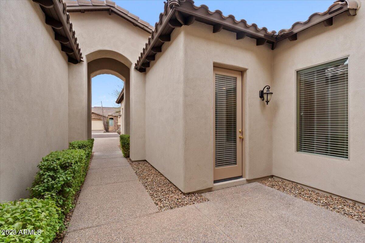 2309 E DRY WOOD Road