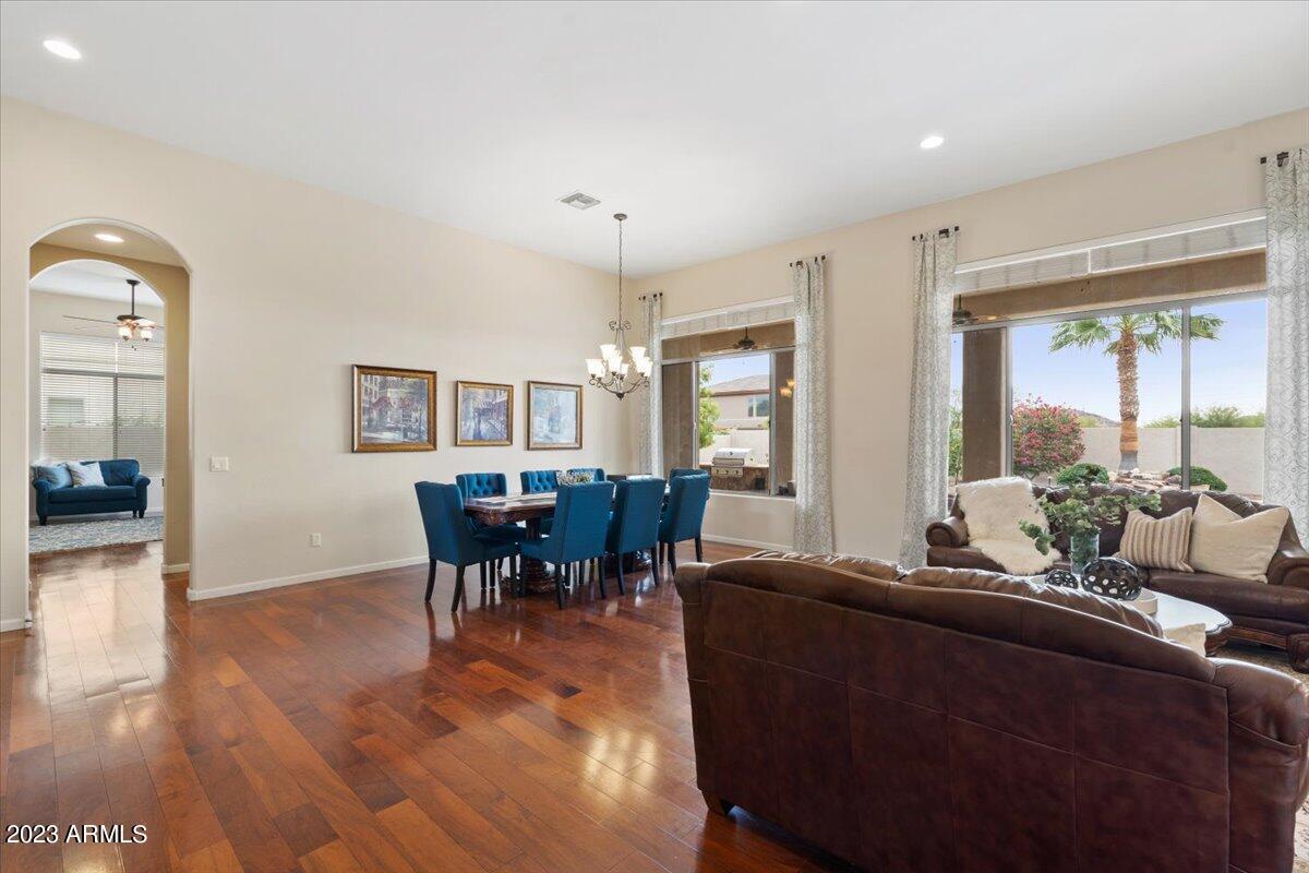 2309 E DRY WOOD Road