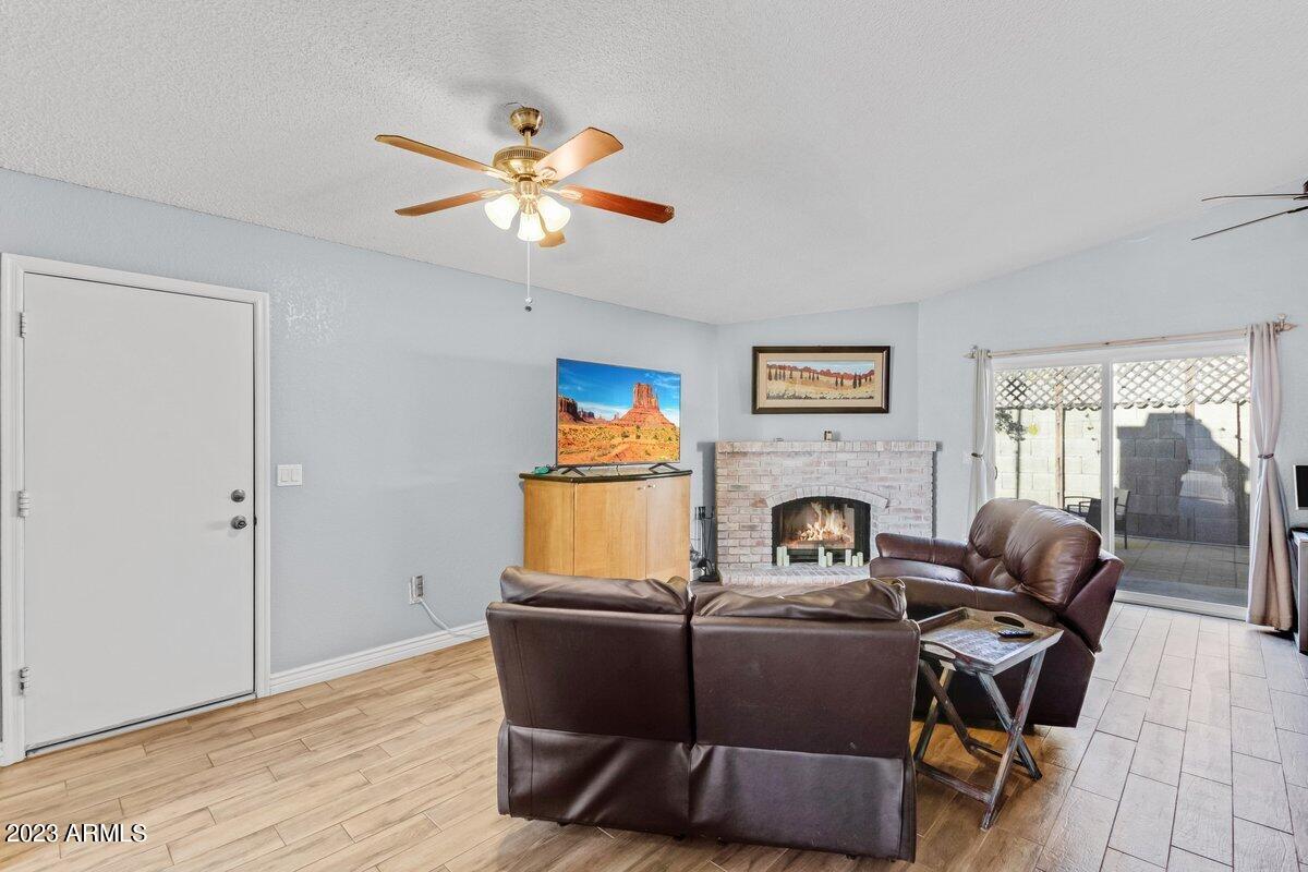 508 E CAMPO BELLO Drive
