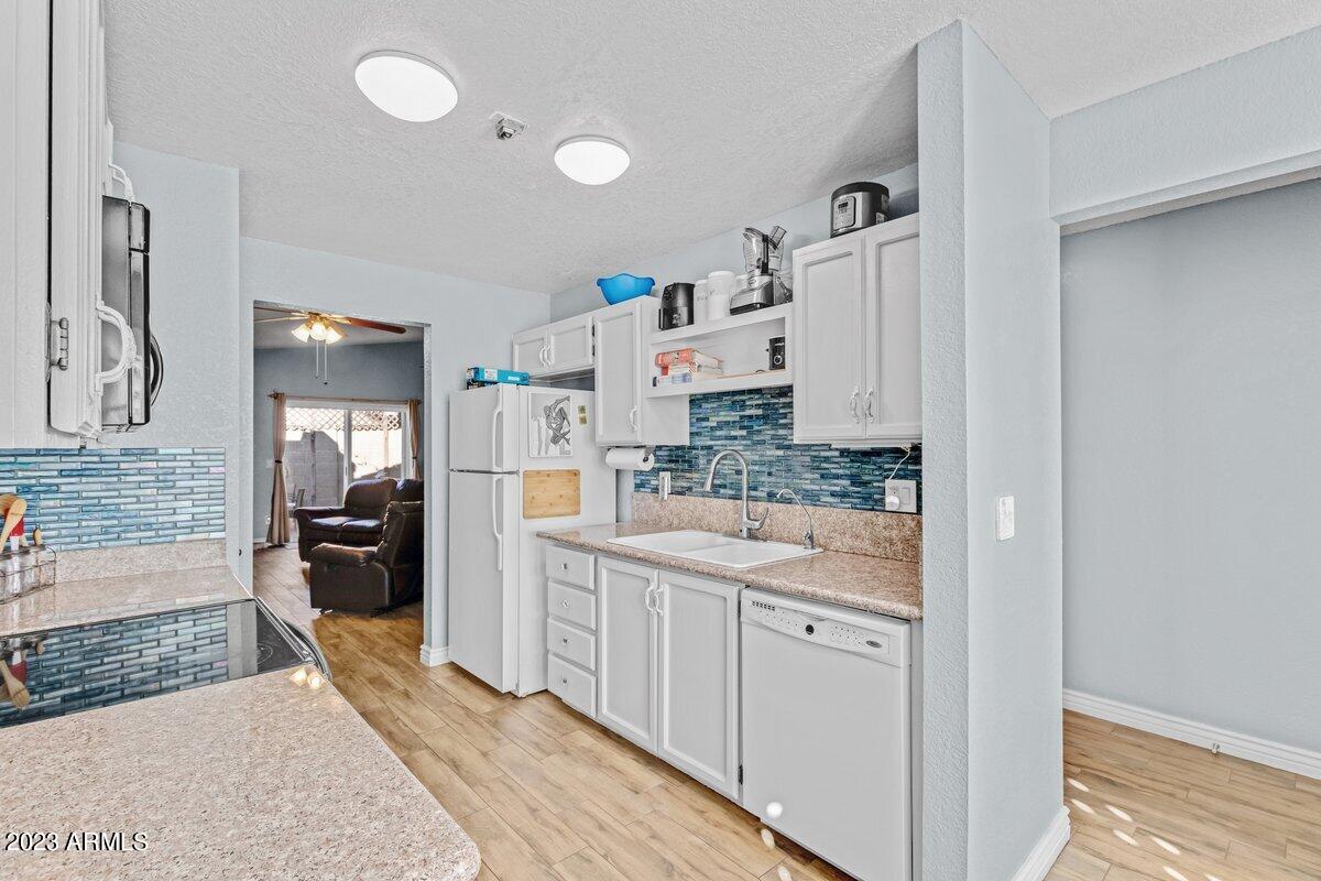 508 E CAMPO BELLO Drive