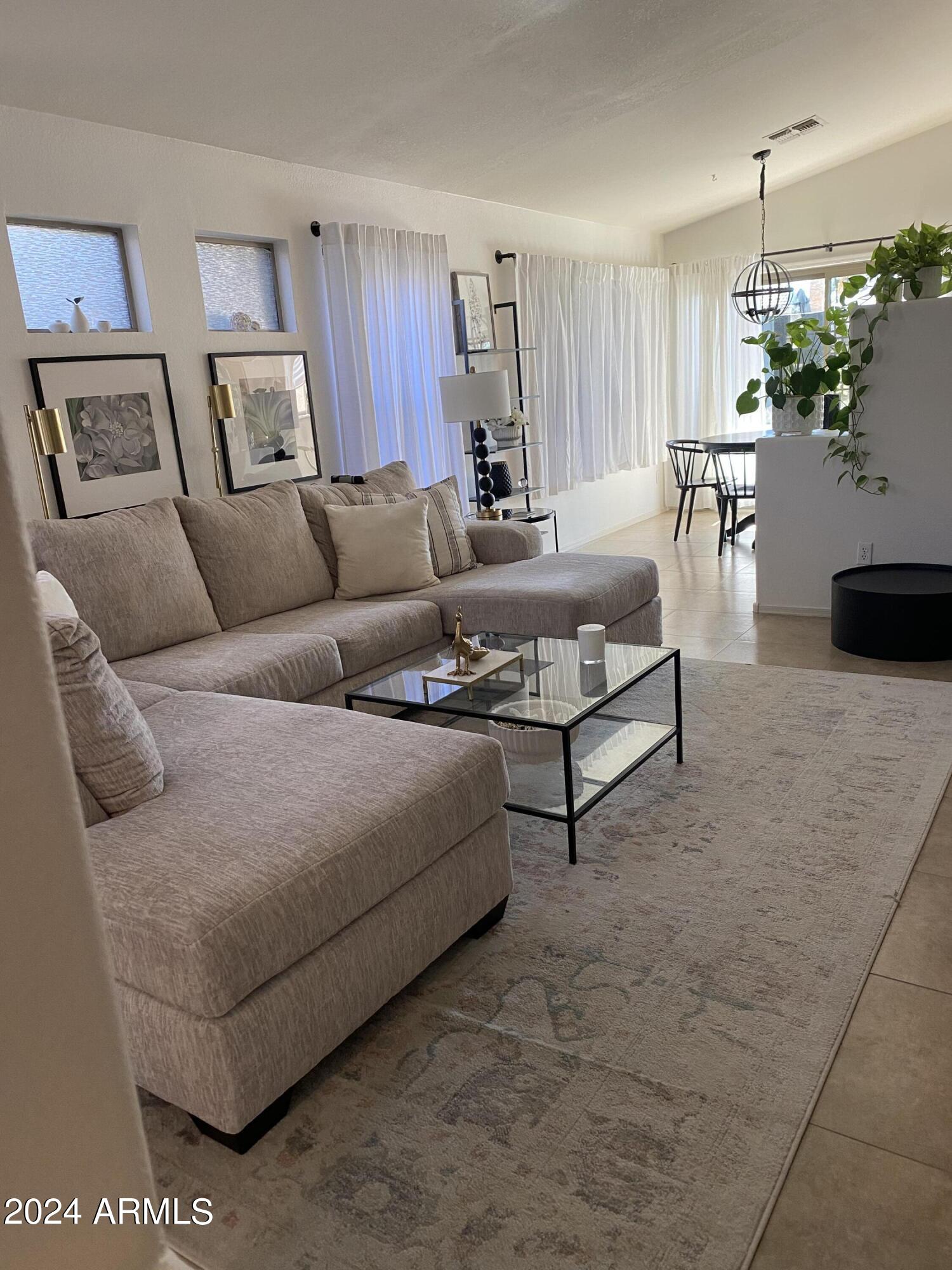4441 E TETHER Trail