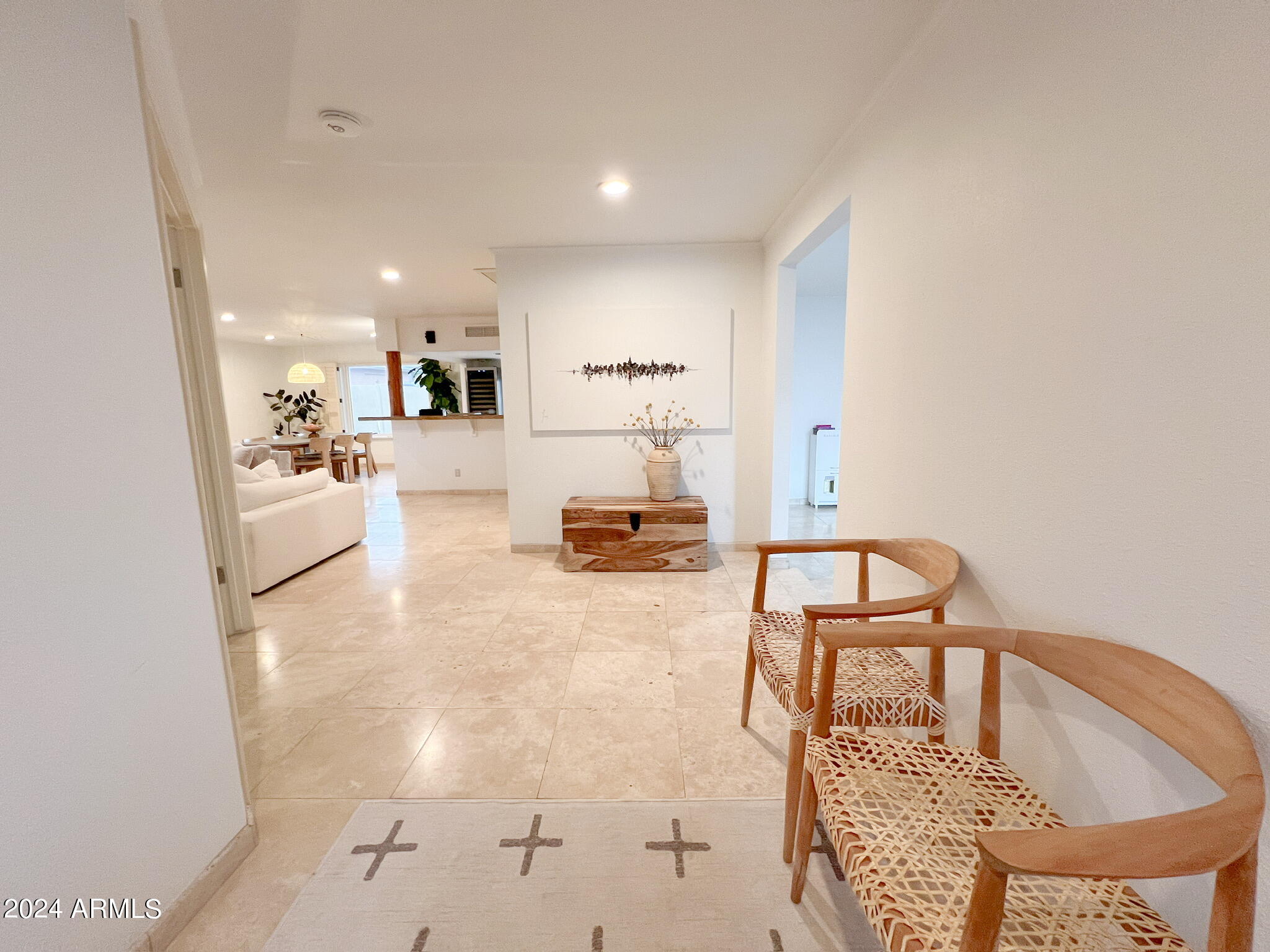 9422 N ARROYA VISTA Drive E