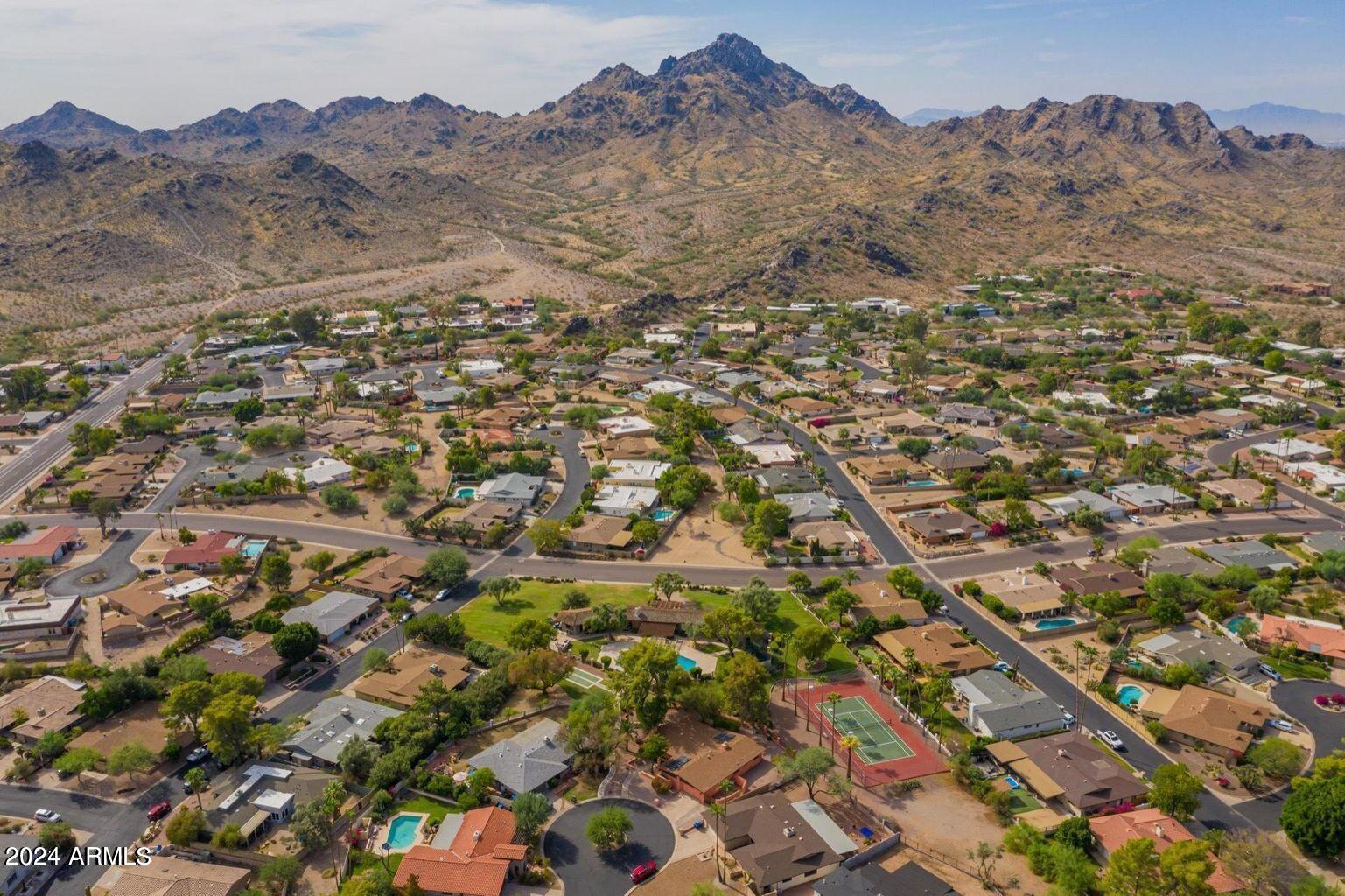 9422 N ARROYA VISTA Drive E