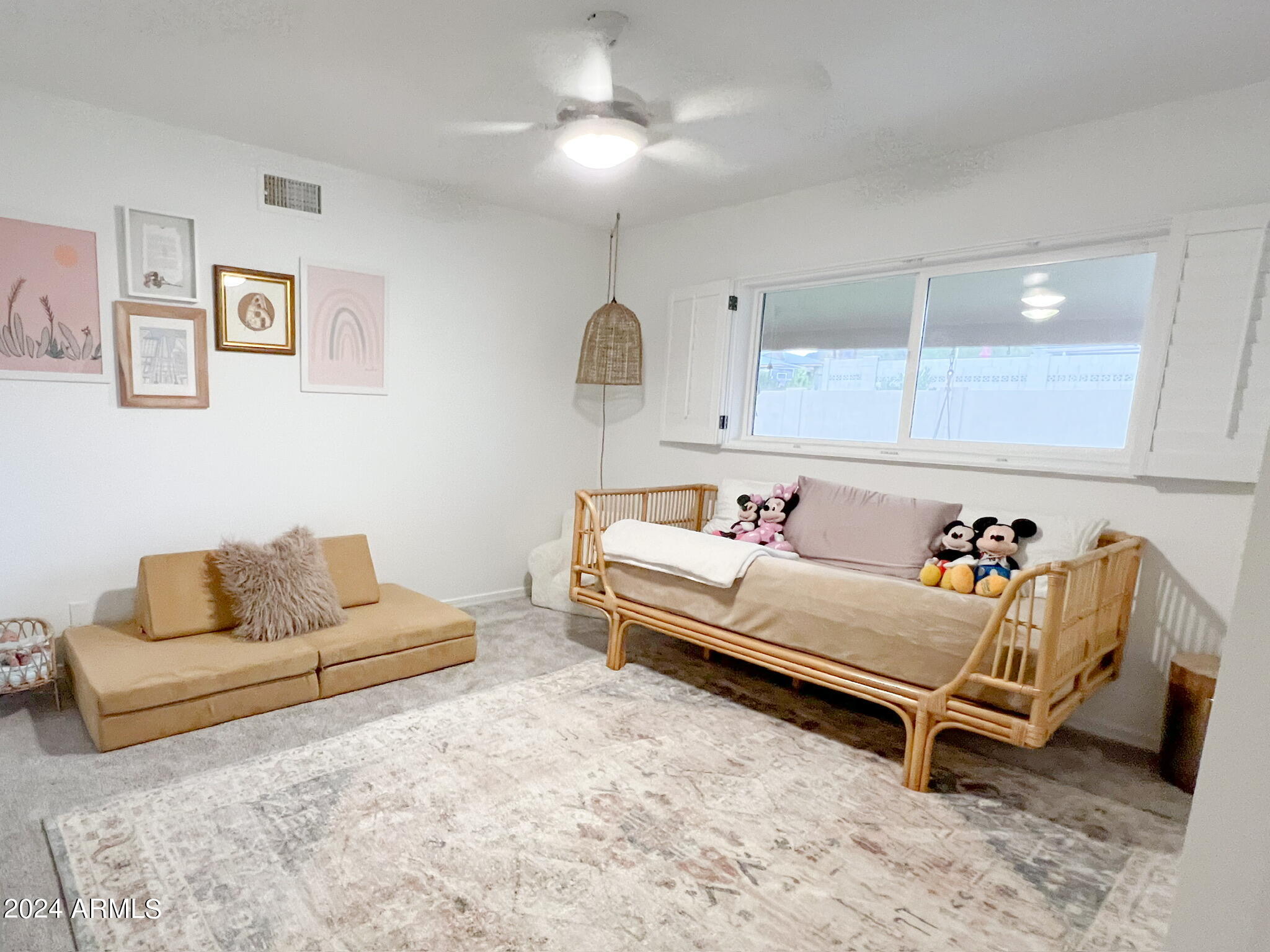 9422 N ARROYA VISTA Drive E