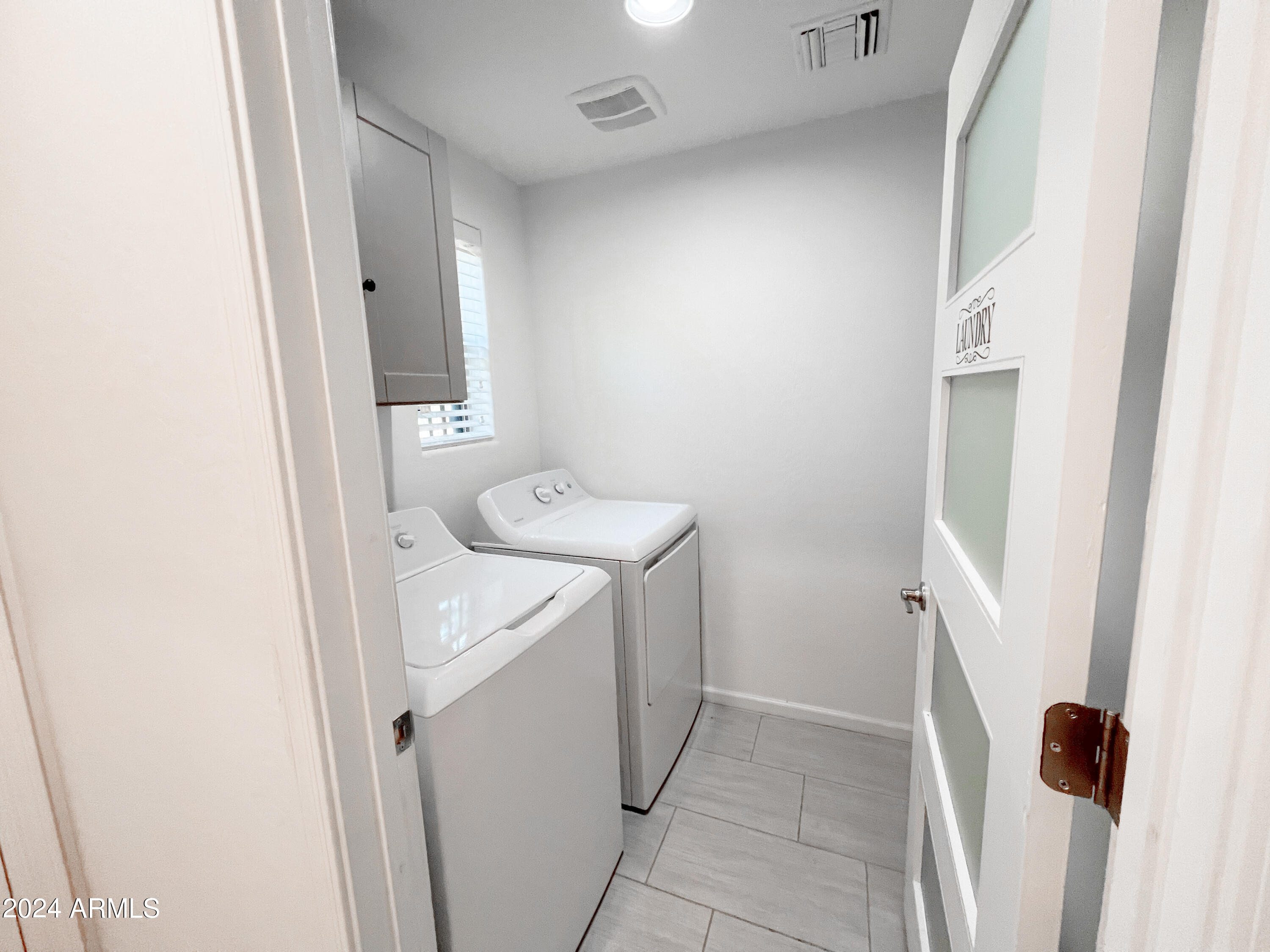 3935 E ROUGH RIDER Road, 1253