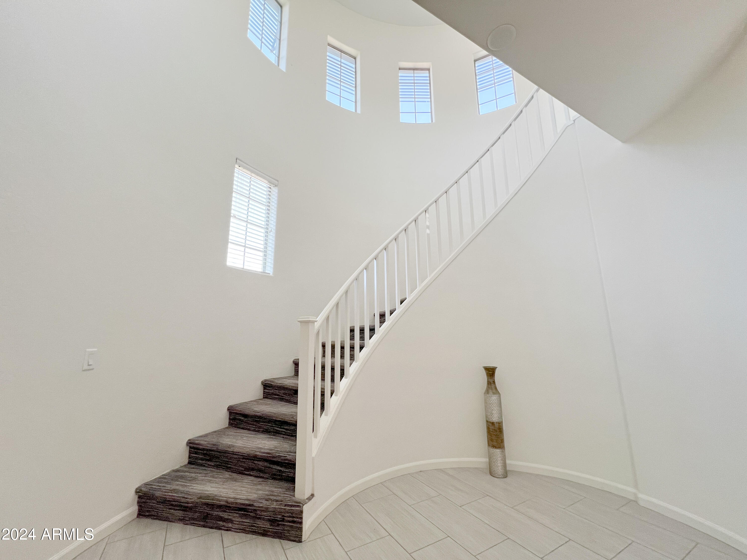 3935 E ROUGH RIDER Road, 1253