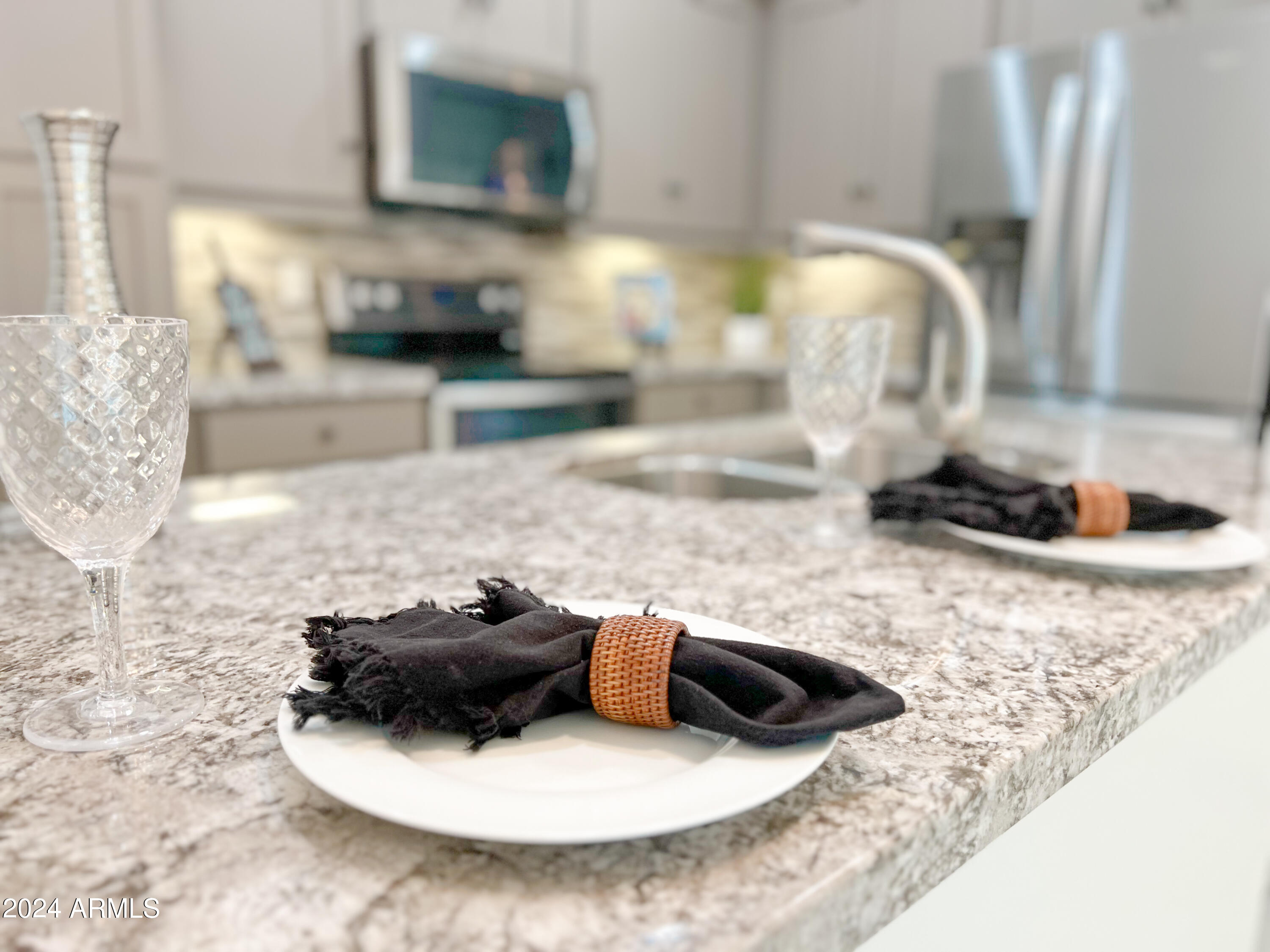 3935 E ROUGH RIDER Road, 1253