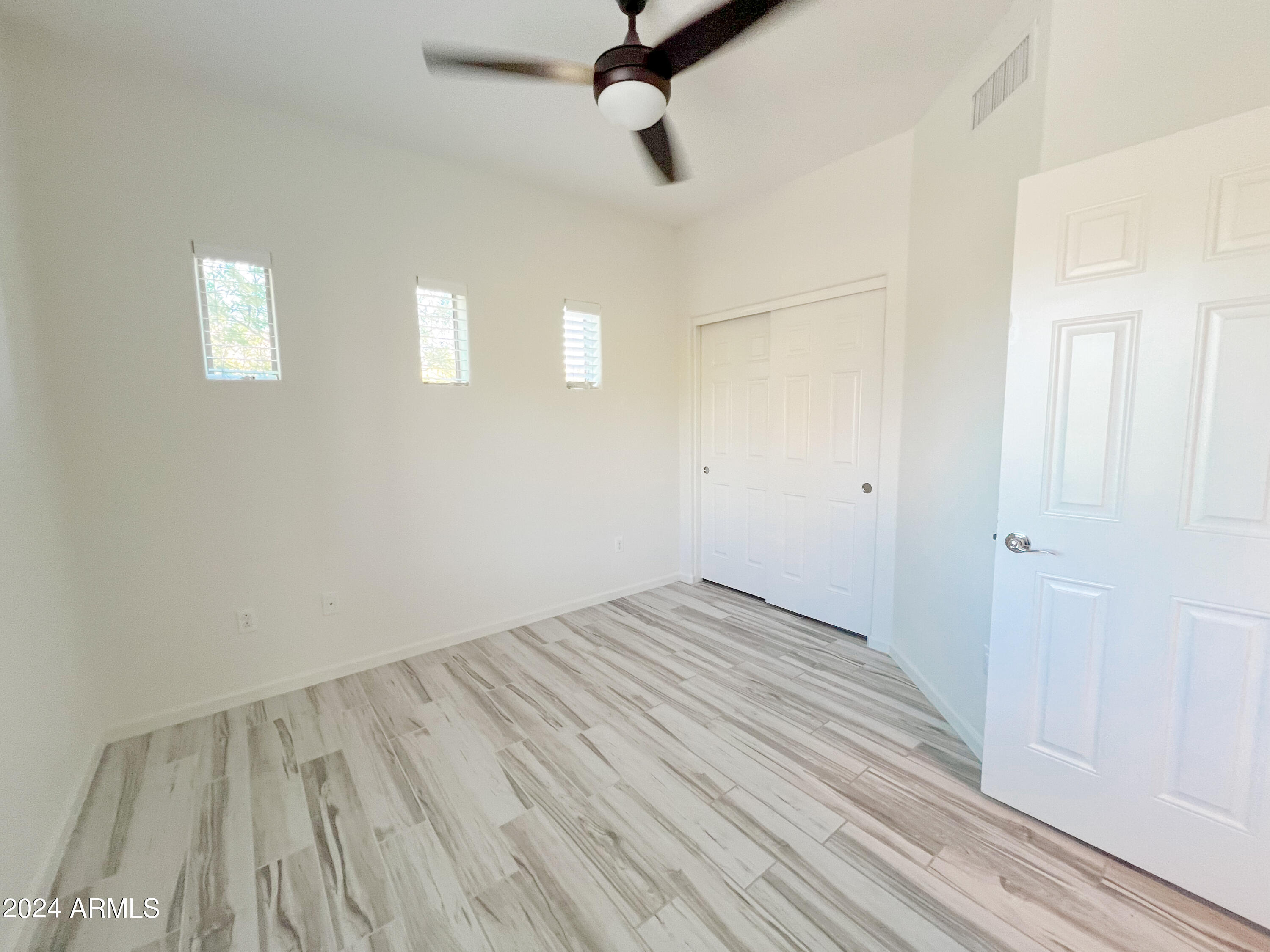 3935 E ROUGH RIDER Road, 1253