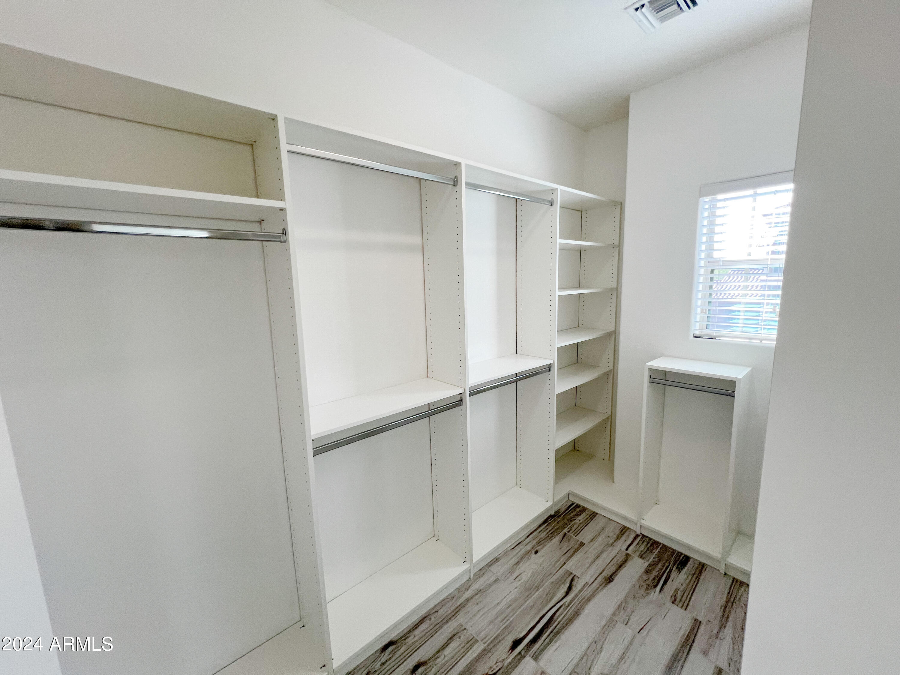 3935 E ROUGH RIDER Road, 1253