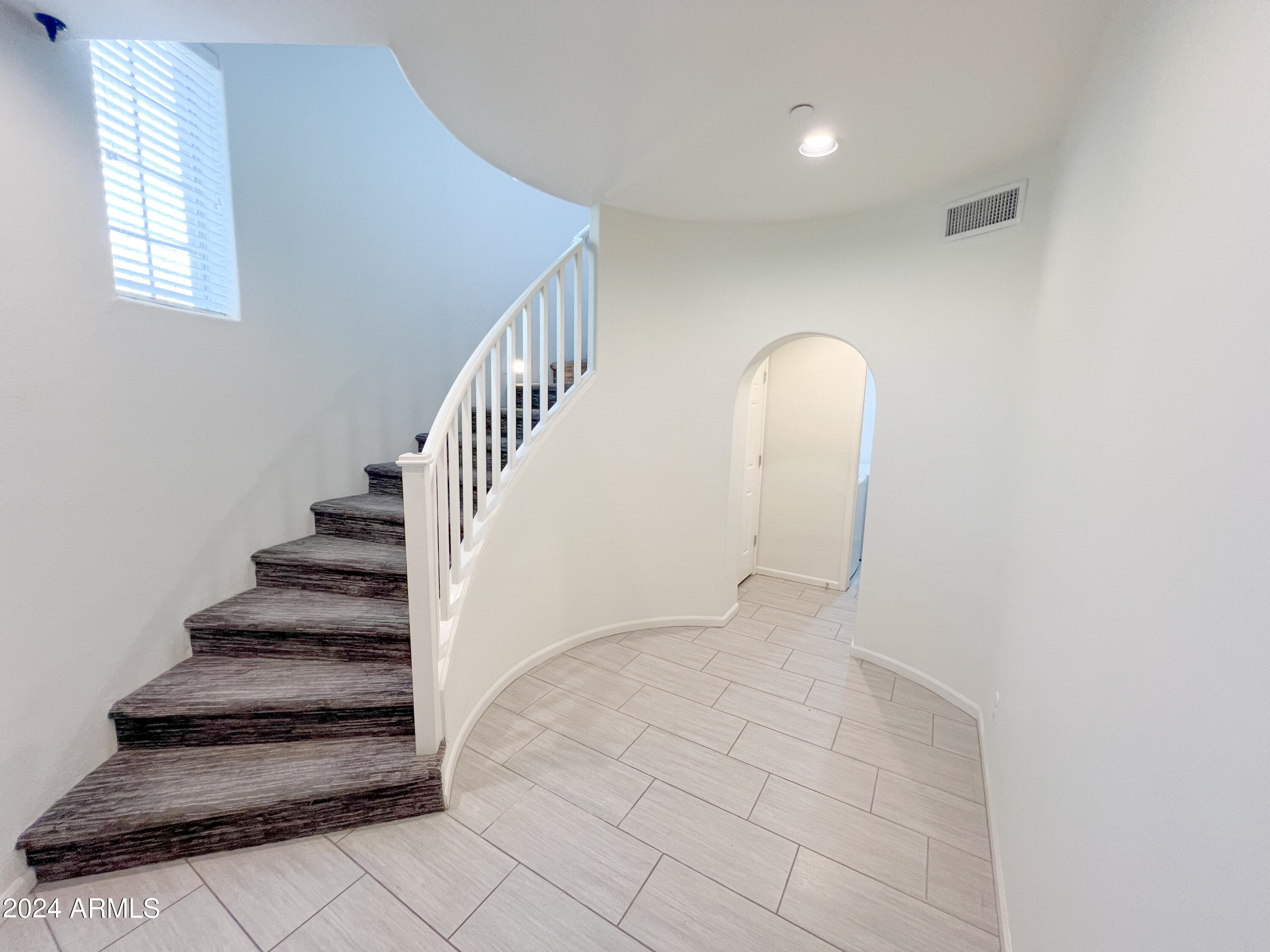 3935 E ROUGH RIDER Road, 1253