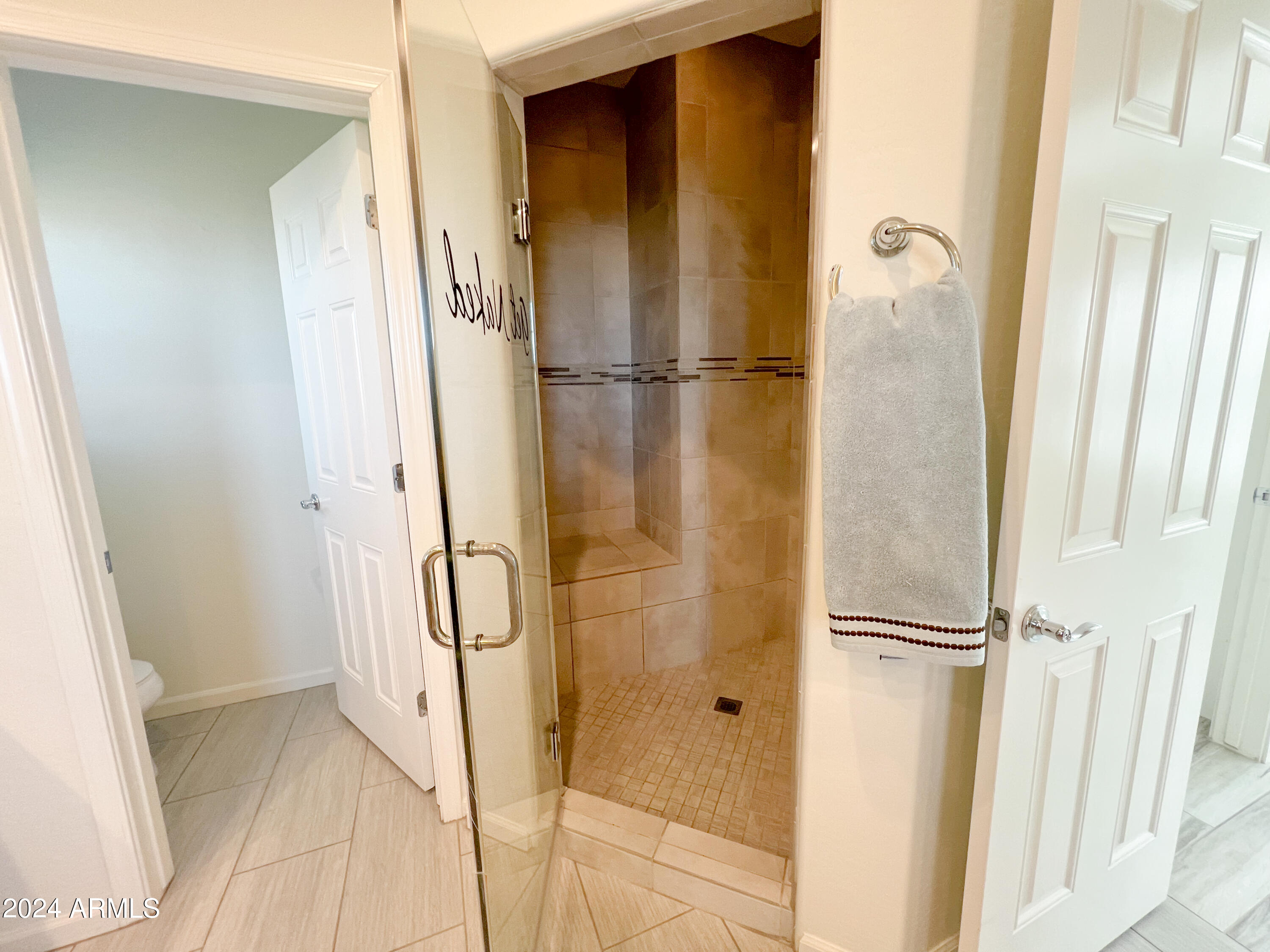 3935 E ROUGH RIDER Road, 1253