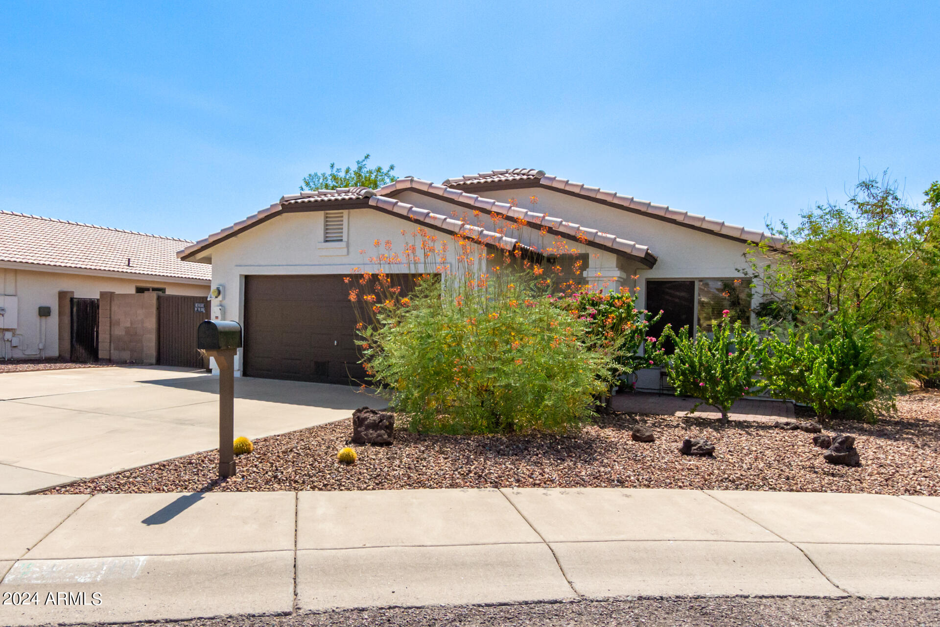 19010 N 11TH Drive
