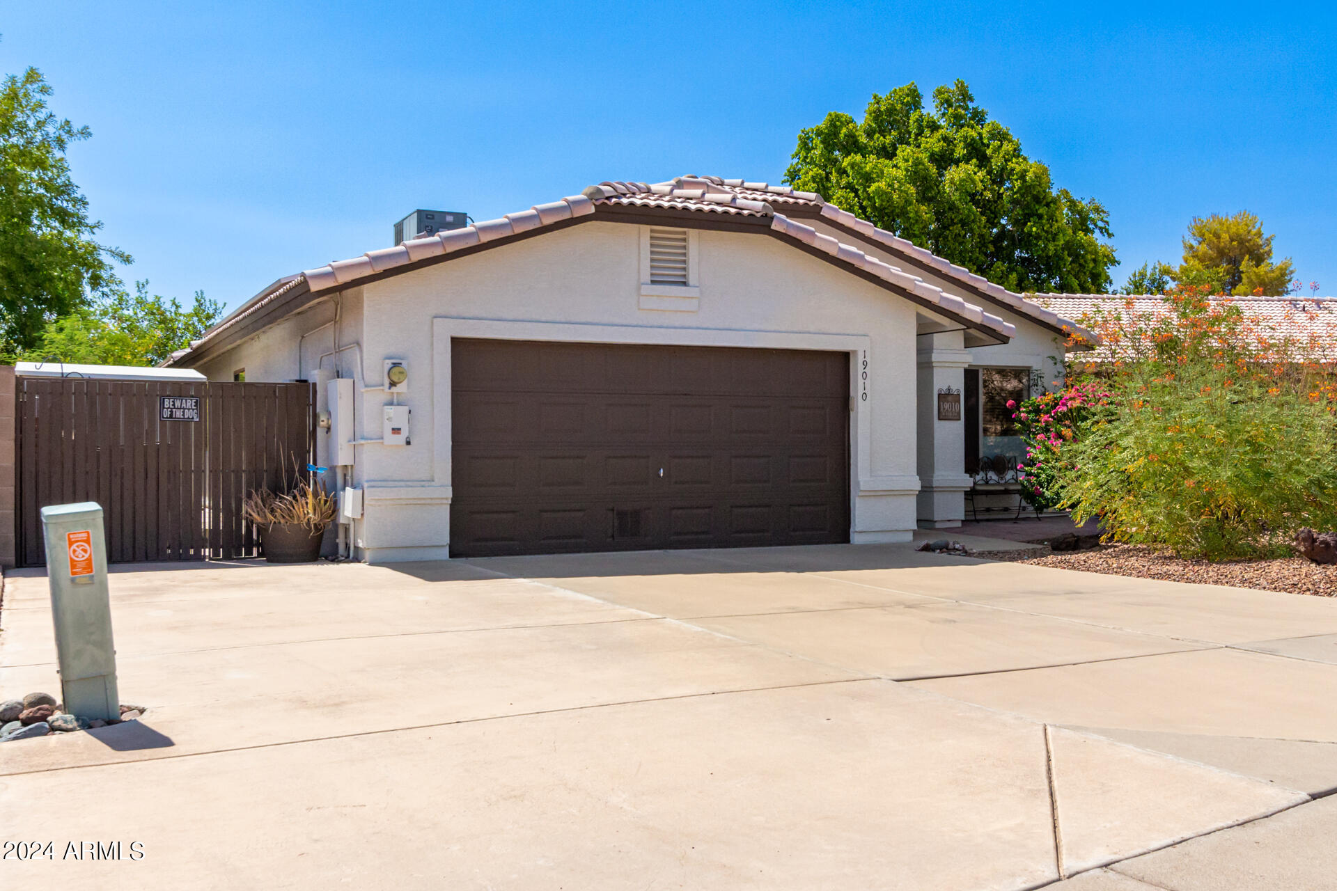 19010 N 11TH Drive