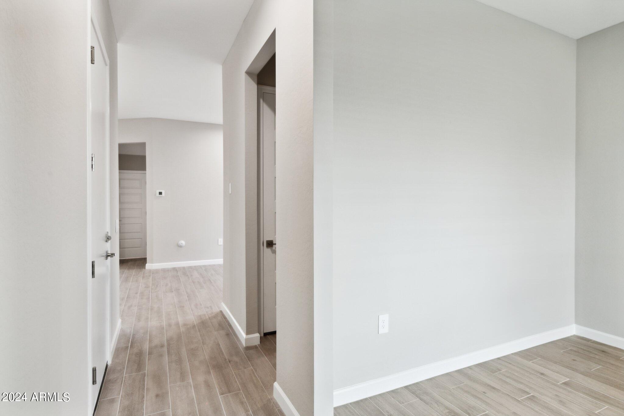 10348 W QUAIL Avenue