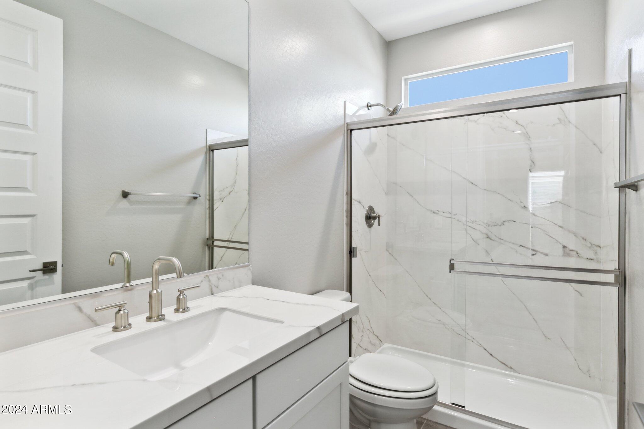 10348 W QUAIL Avenue