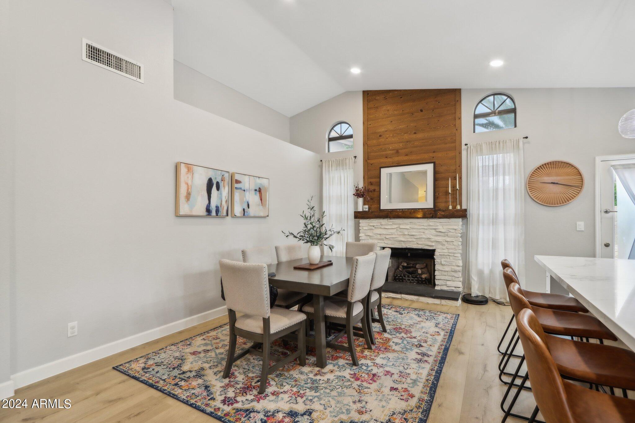 5335 E MICHELLE Drive