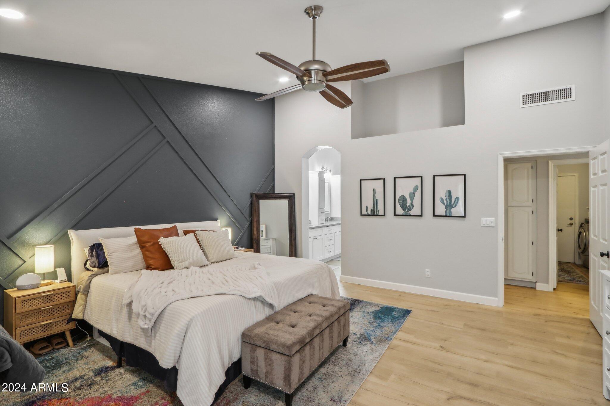 5335 E MICHELLE Drive