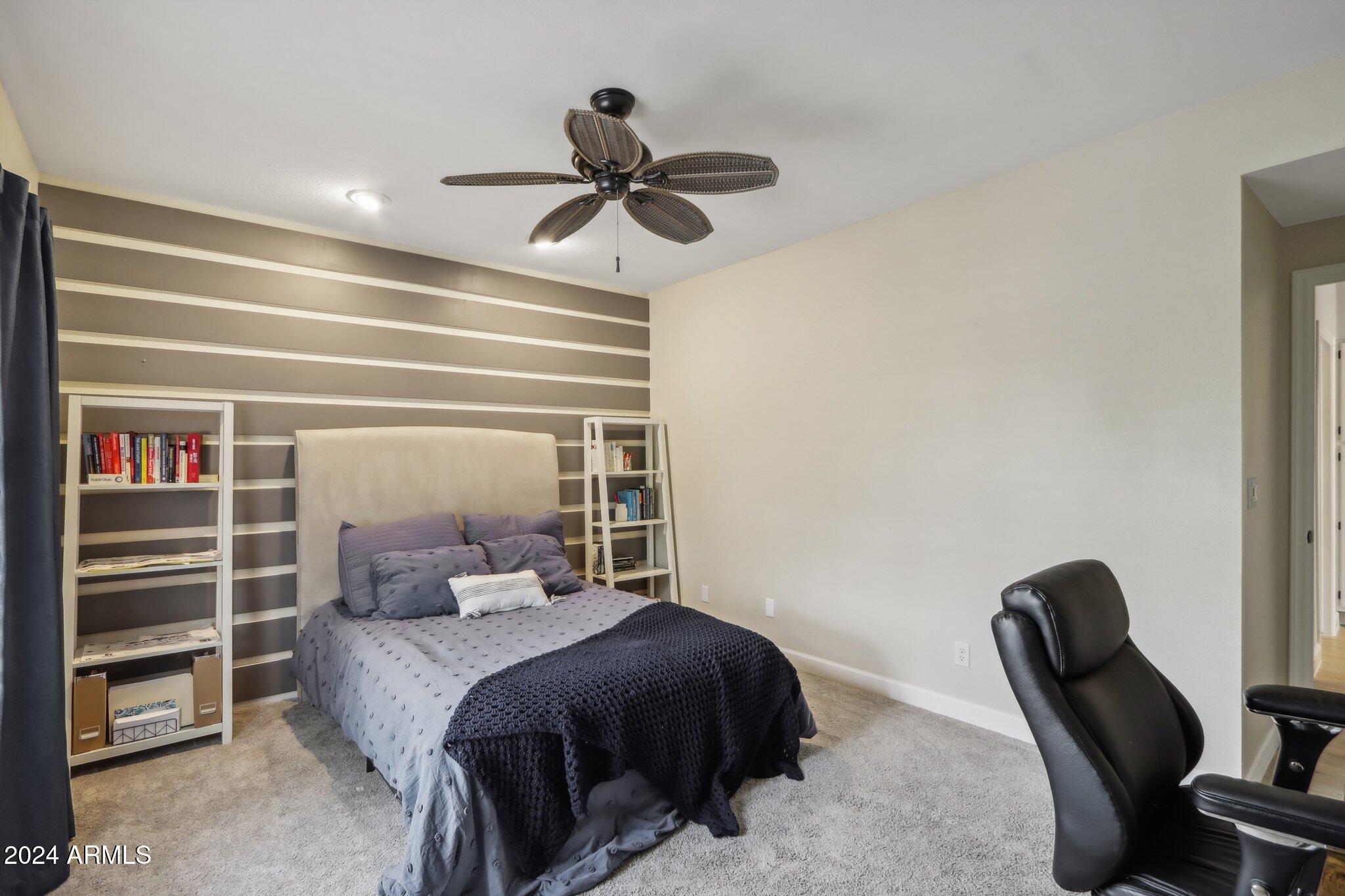 5335 E MICHELLE Drive