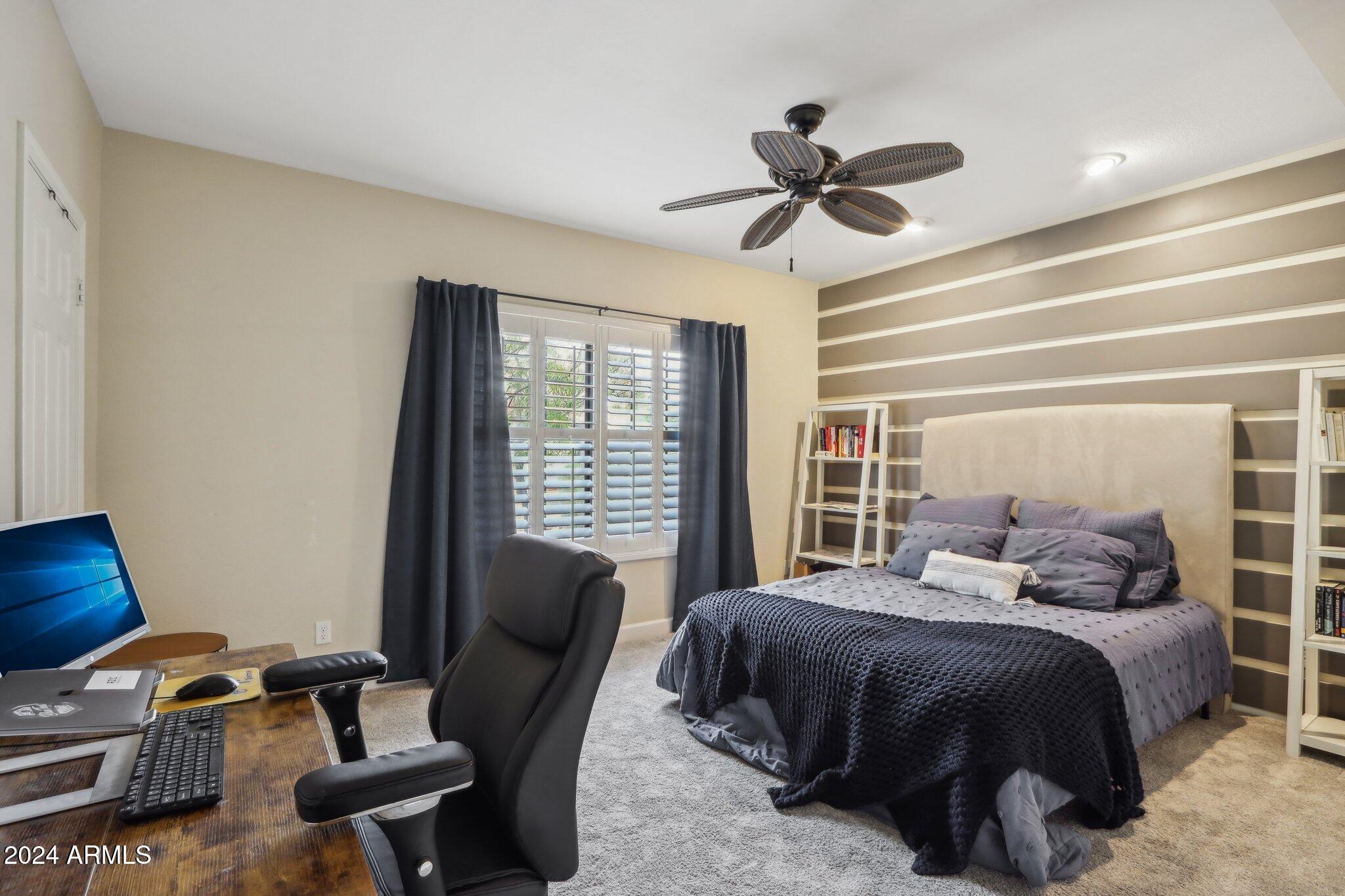 5335 E MICHELLE Drive