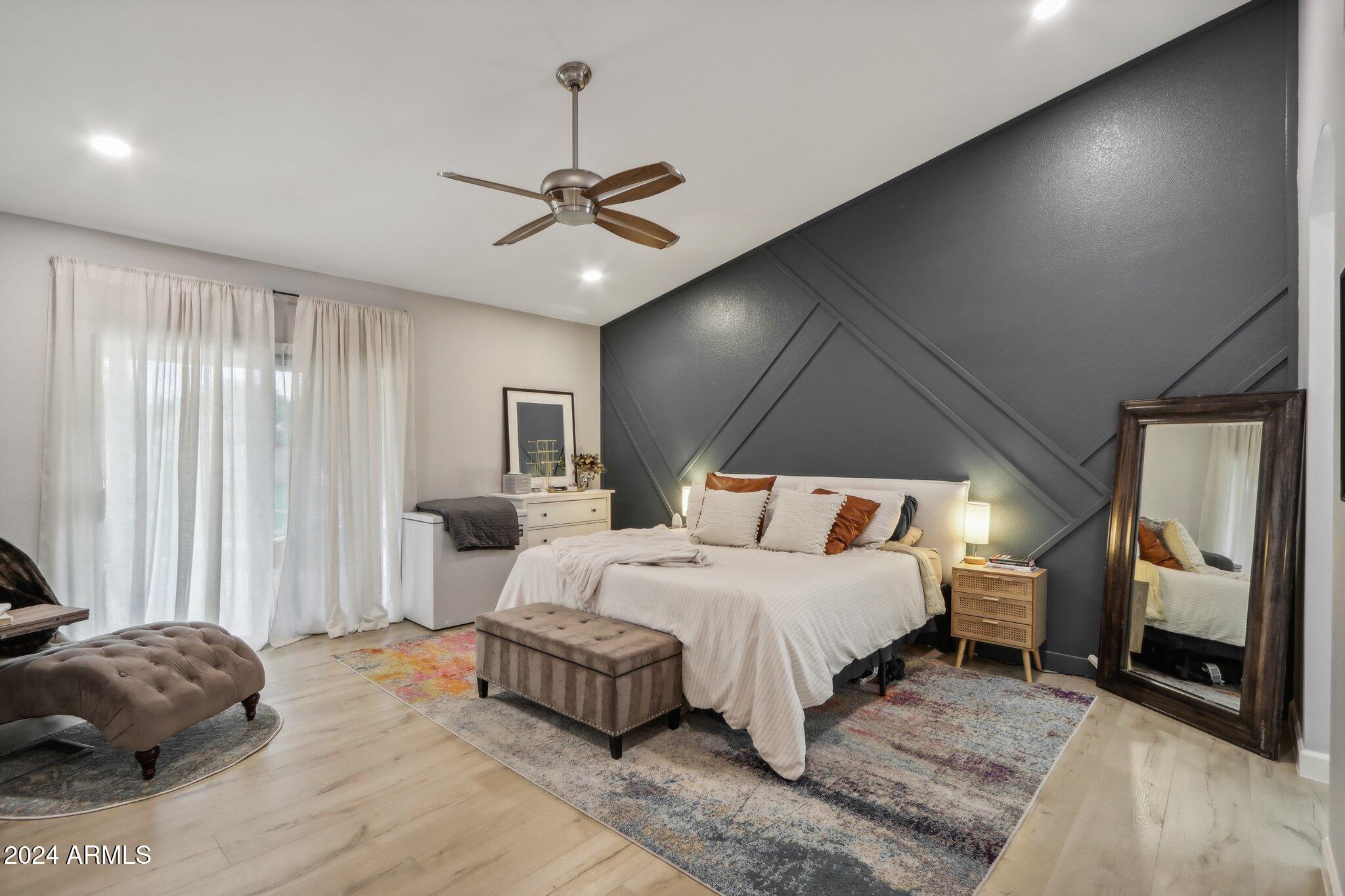 5335 E MICHELLE Drive