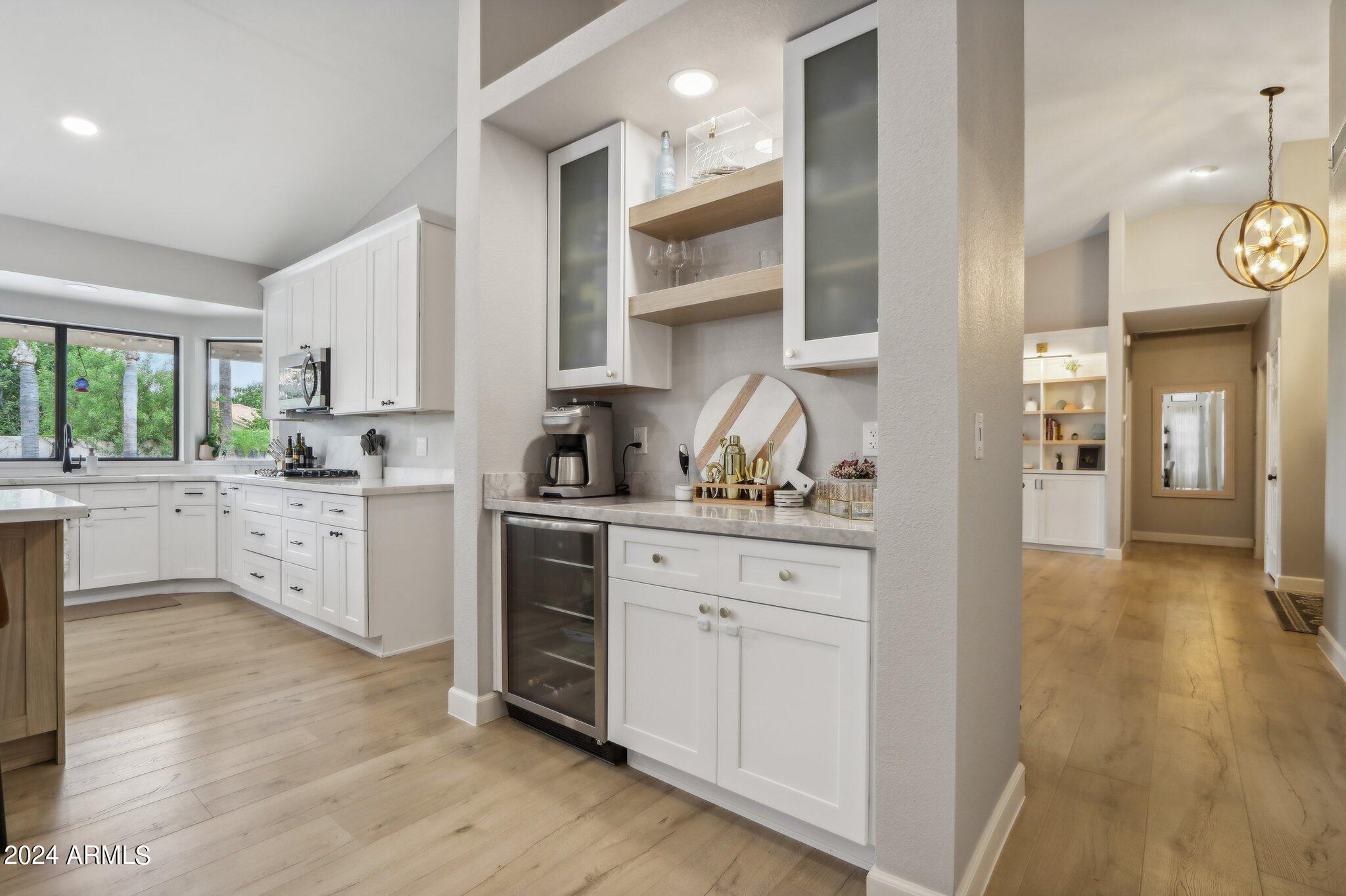 5335 E MICHELLE Drive