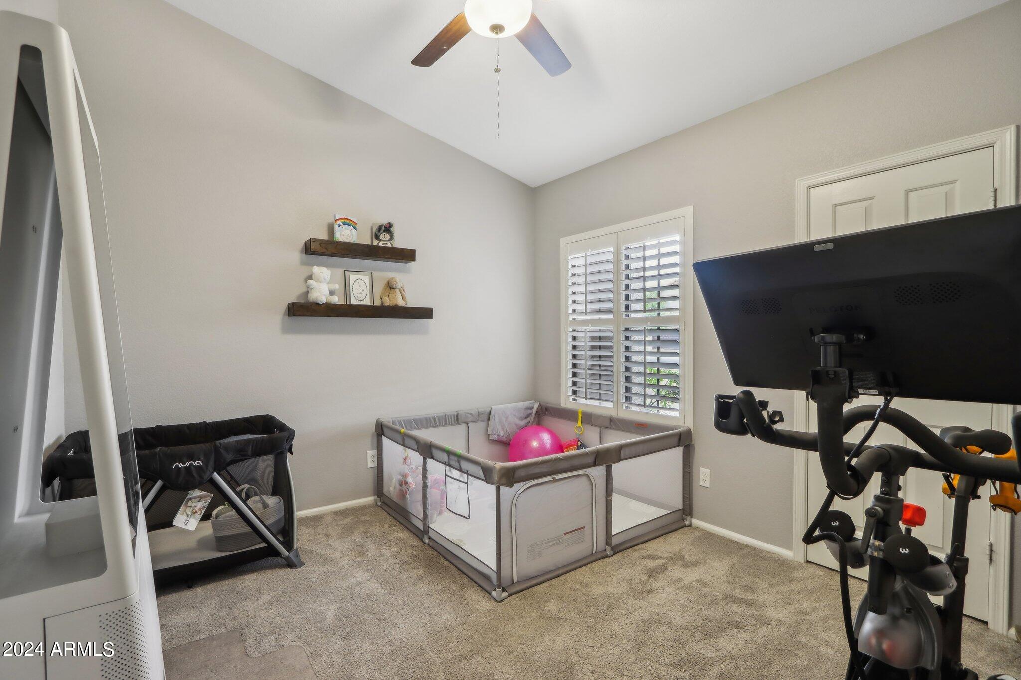 5335 E MICHELLE Drive