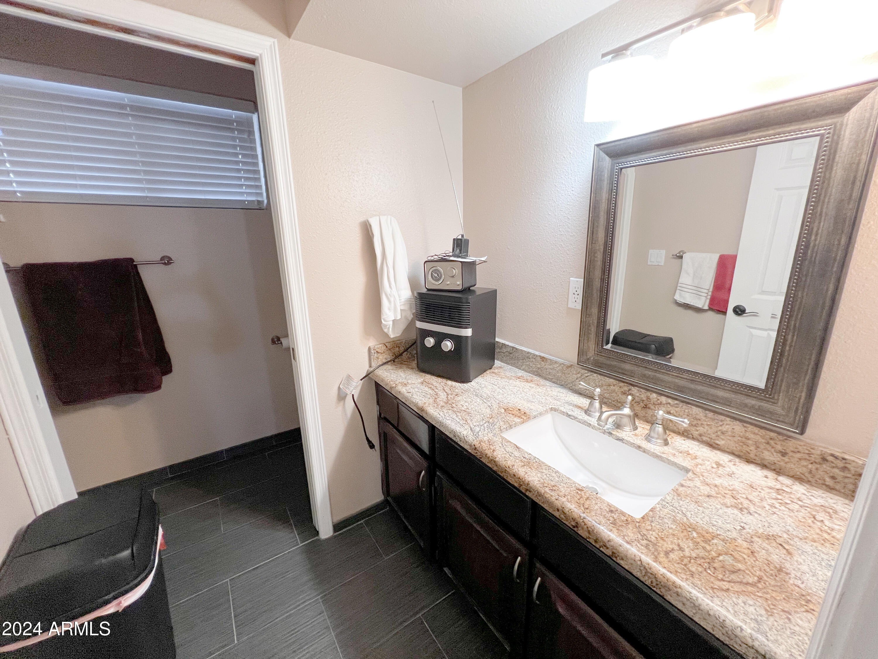 1014 E COUNTRY GABLES Drive