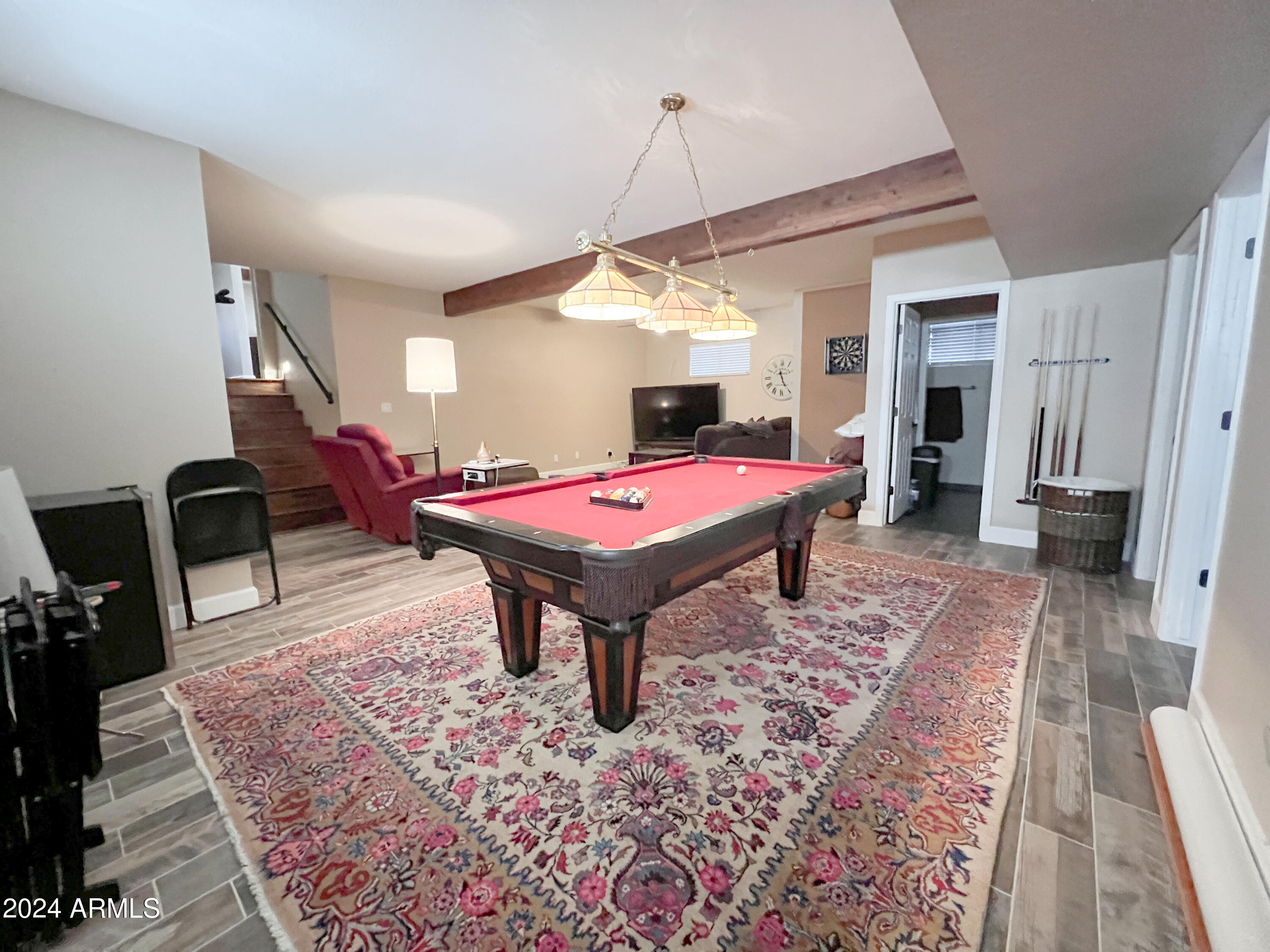 1014 E COUNTRY GABLES Drive