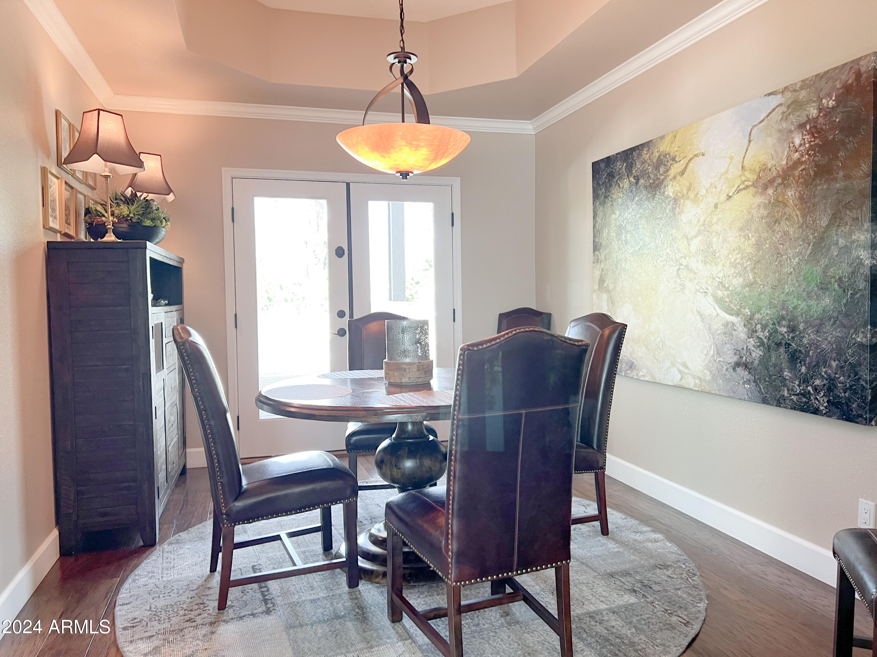 1014 E COUNTRY GABLES Drive